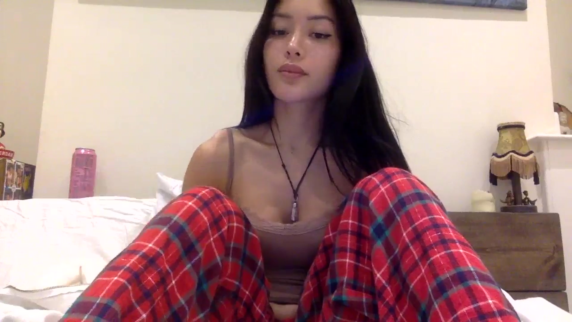 Gallery image thumbnail from Miss_emiko's myfreecams stream on, 01/14/2025, 01:49 image 18 of 20