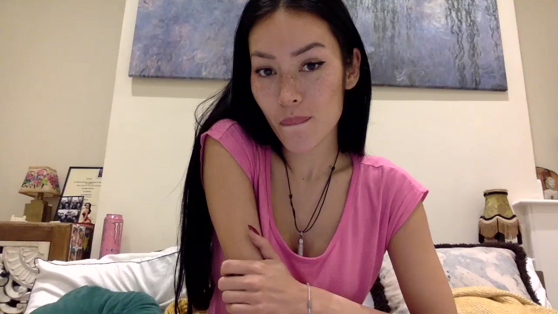 Gallery image thumbnail from Miss_emiko's myfreecams stream on, 01/23/2025, 19:08 image 6 of 20