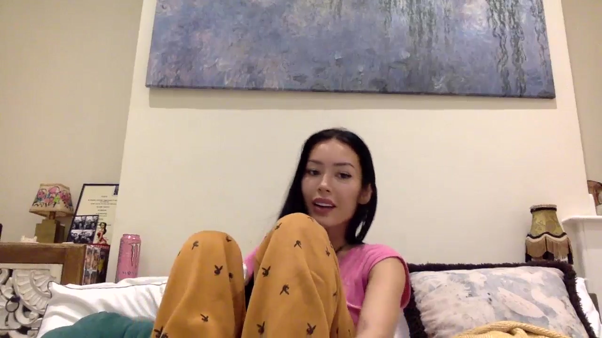 Gallery image thumbnail from Miss_emiko's myfreecams stream on, 01/23/2025, 19:08 image 19 of 20
