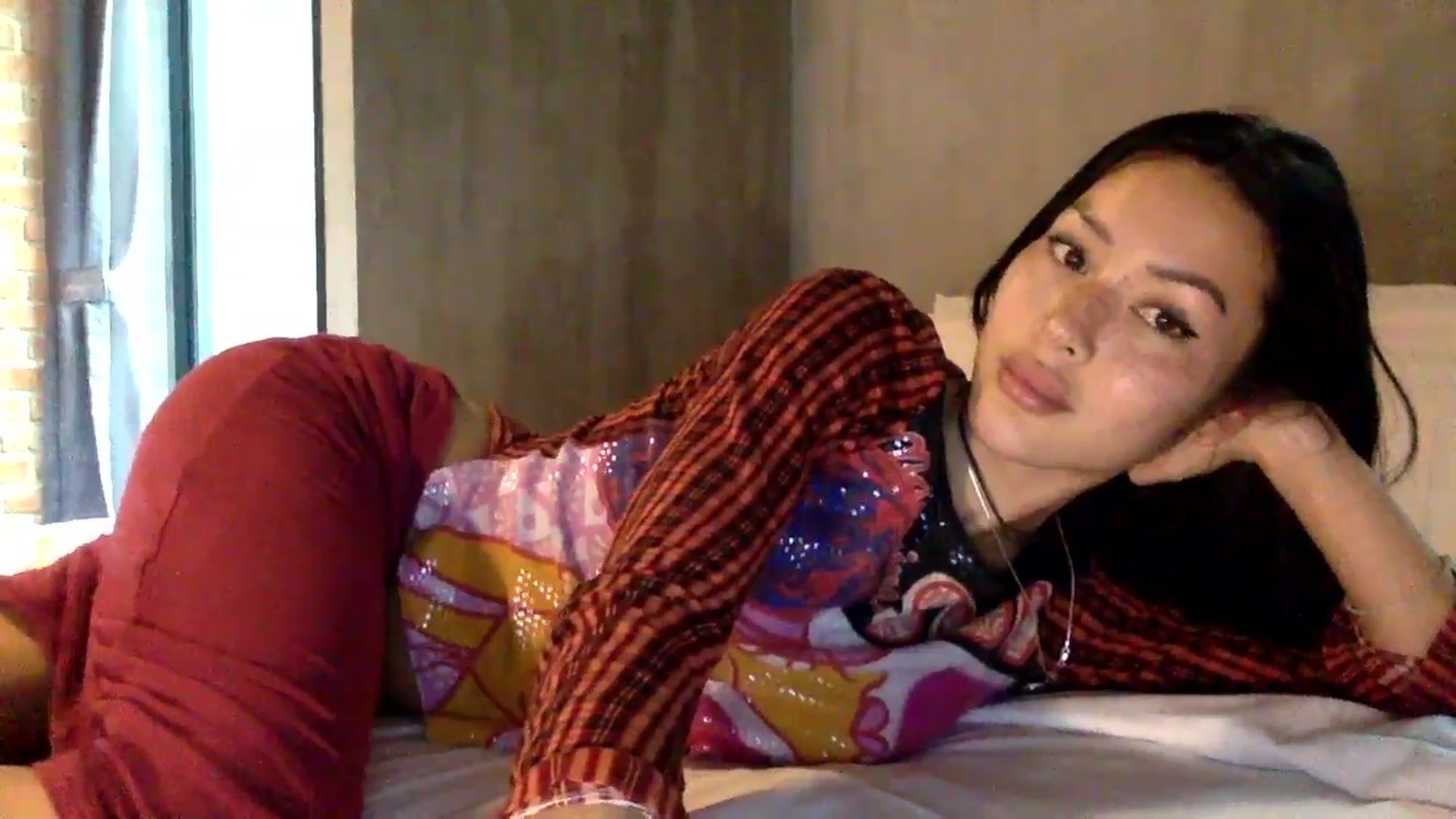 Gallery image thumbnail from Miss_emiko's myfreecams stream on, 01/31/2025, 04:58 image 12 of 20