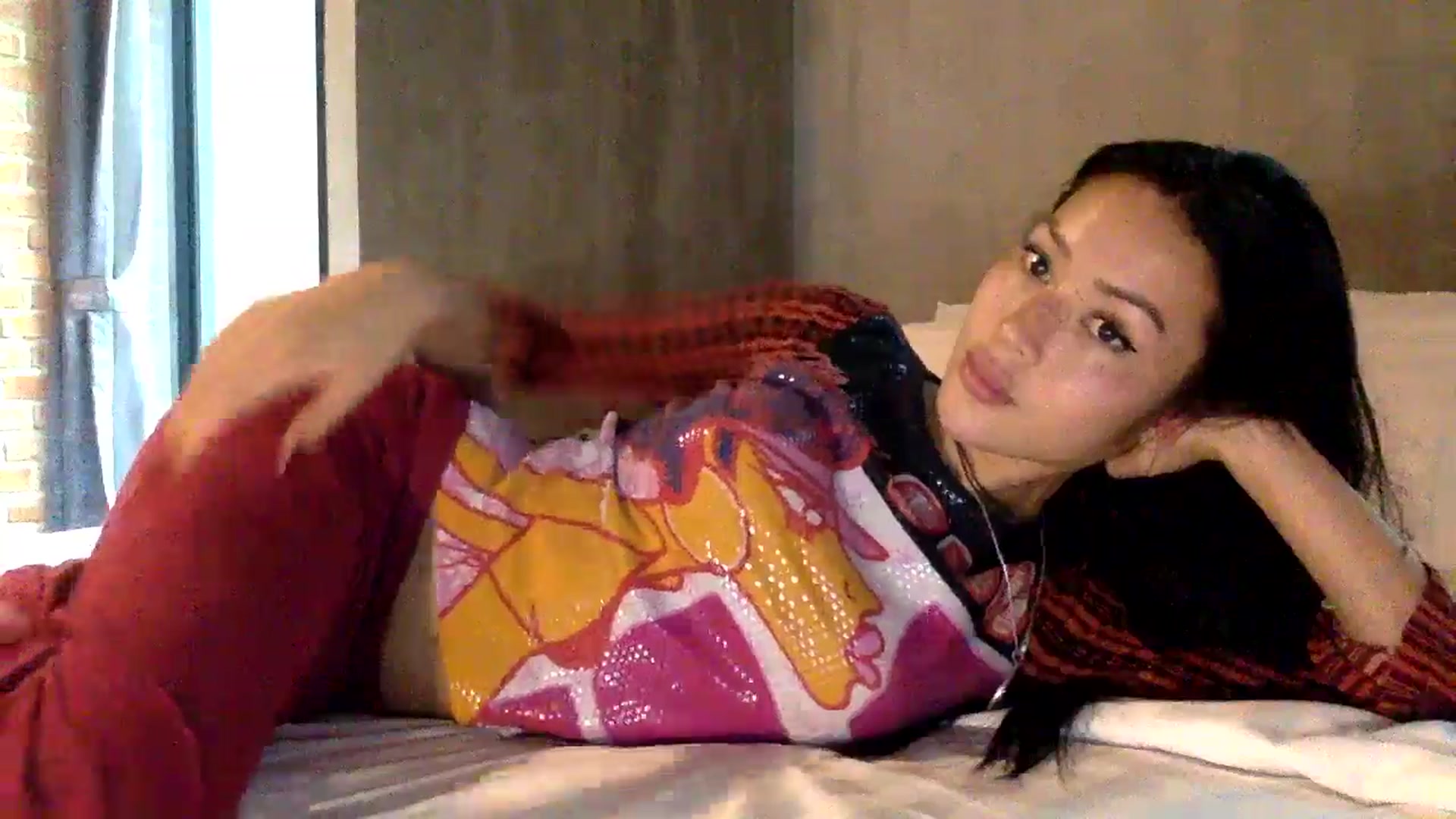 Gallery image thumbnail from Miss_emiko's myfreecams stream on, 01/31/2025, 04:58 image 9 of 20