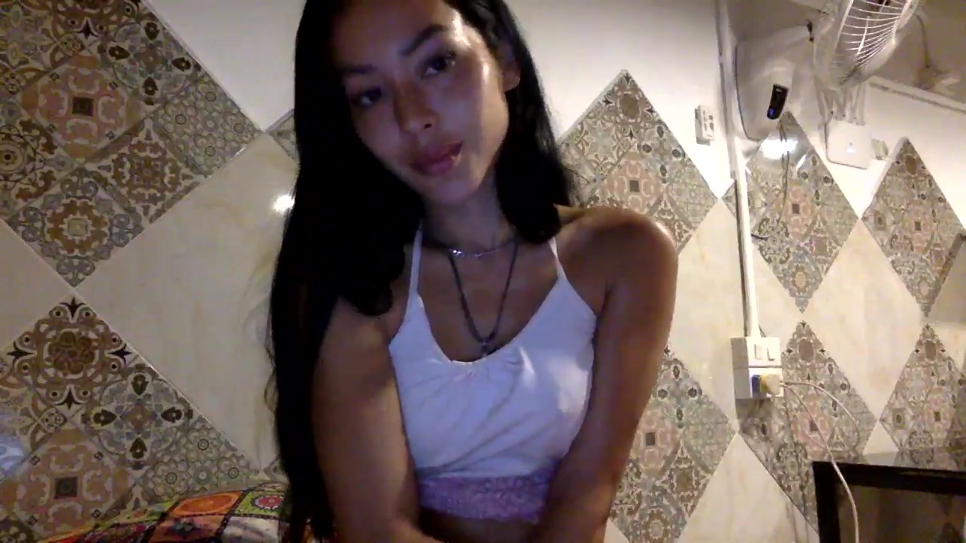 Gallery image thumbnail from Miss_emiko's myfreecams stream on, 03/21/2025, 14:27 image 3 of 20