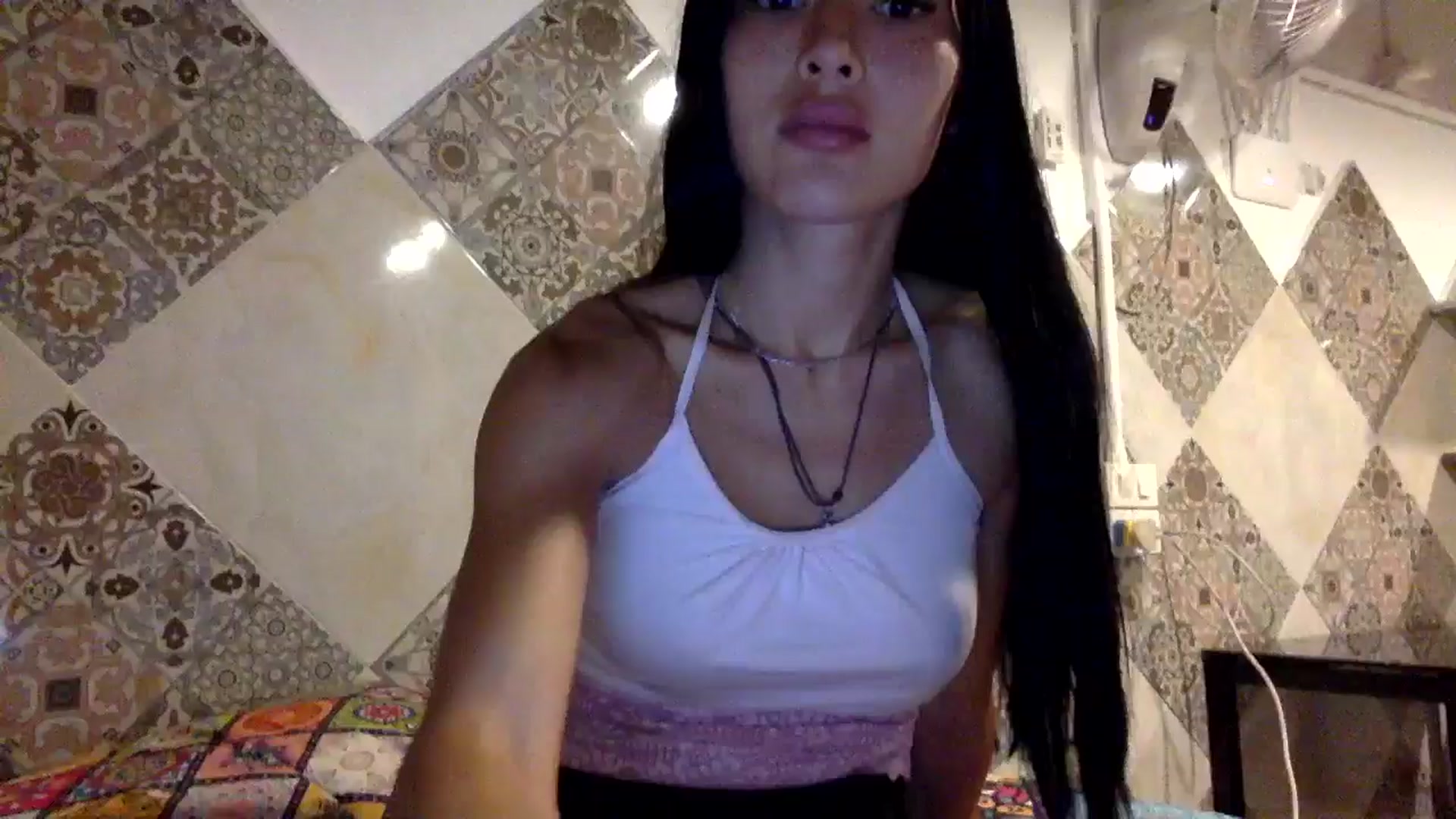 Gallery image thumbnail from Miss_emiko's myfreecams stream on, 03/21/2025, 14:27 image 10 of 20