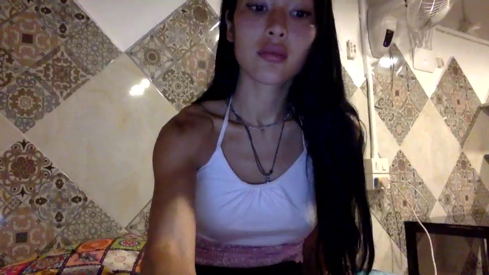 Gallery image thumbnail from Miss_emiko's myfreecams stream on, 03/21/2025, 14:27 image 11 of 20