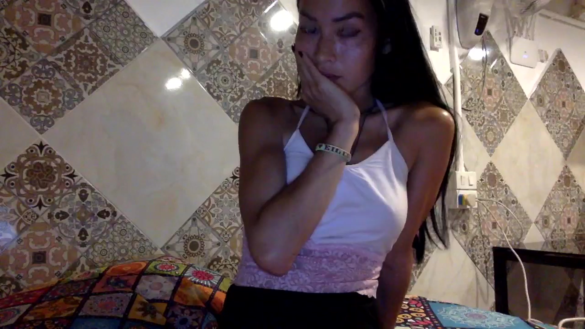 Gallery image thumbnail from Miss_emiko's myfreecams stream on, 03/21/2025, 14:27 image 8 of 20