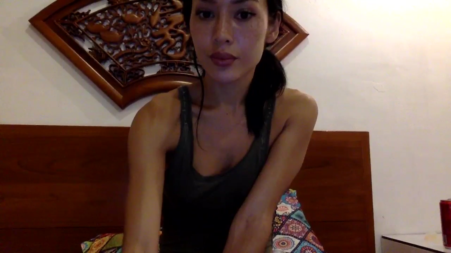 Gallery image thumbnail from Miss_emiko's myfreecams stream on, 05/18/2025, 16:06 image 2 of 20