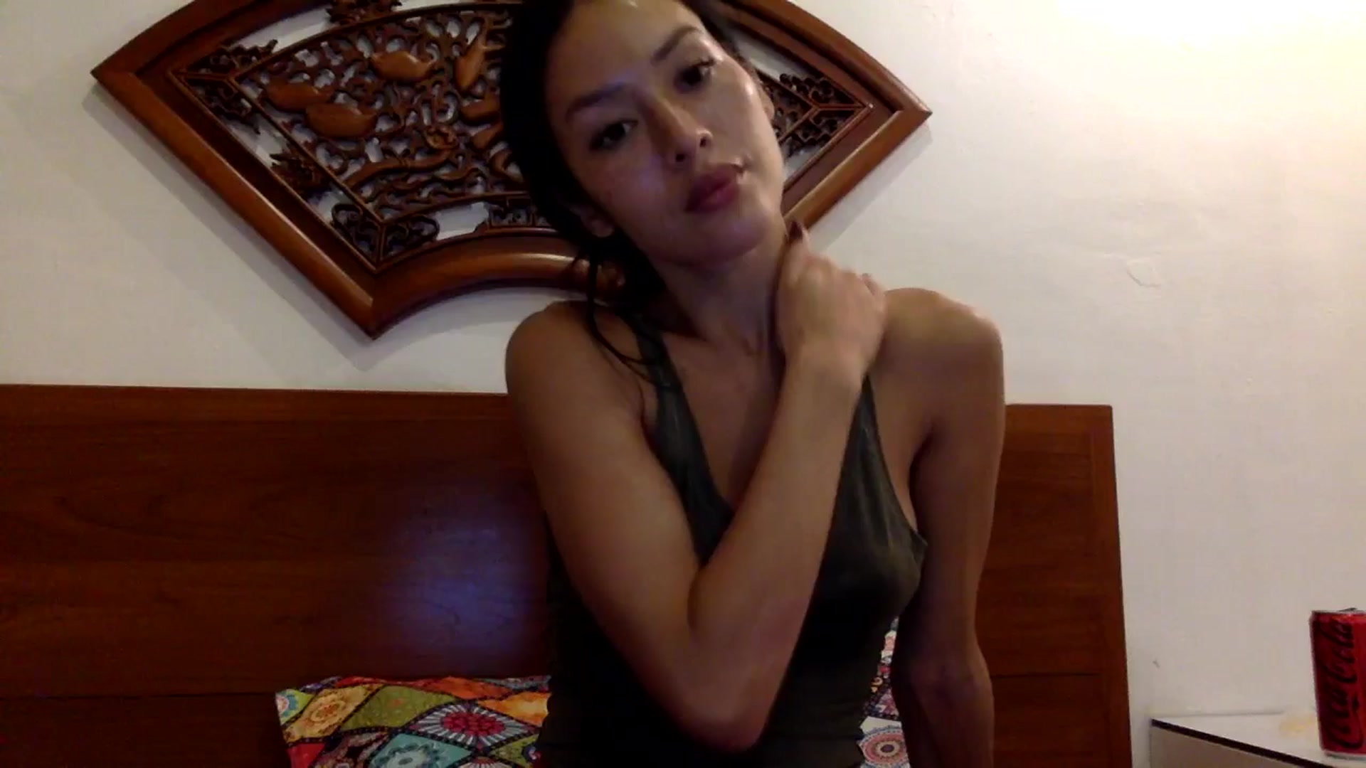 Gallery image thumbnail from Miss_emiko's myfreecams stream on, 05/18/2025, 16:06 image 8 of 20