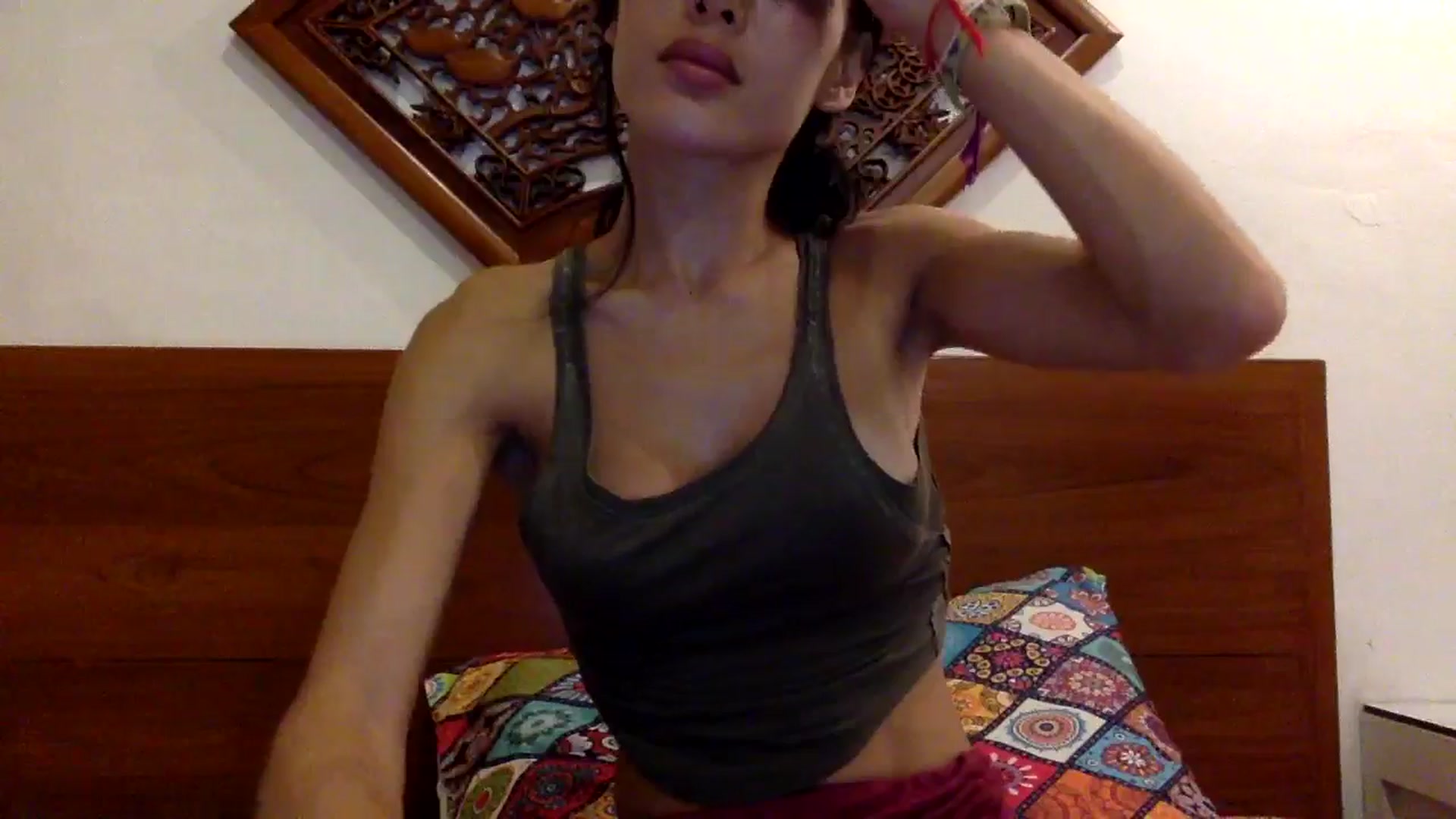 Gallery image thumbnail from Miss_emiko's myfreecams stream on, 05/18/2025, 16:06 image 19 of 20