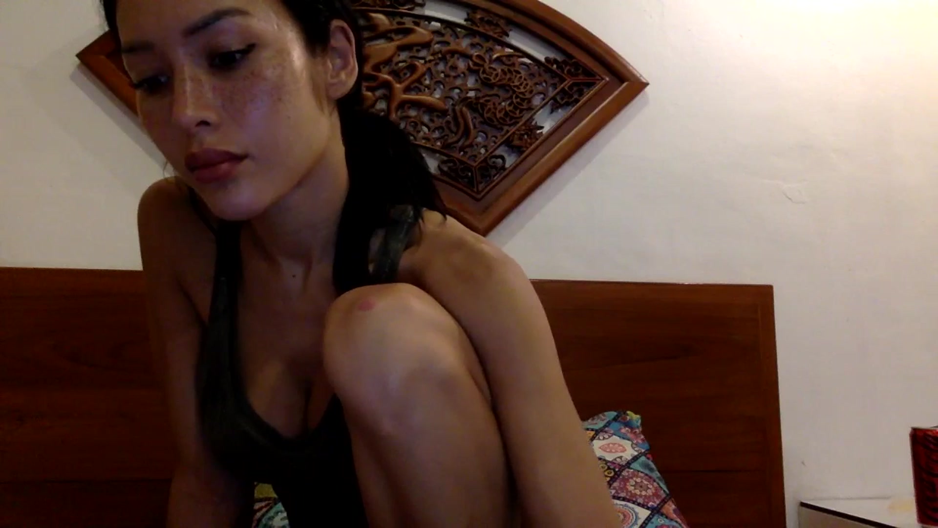 Gallery image thumbnail from Miss_emiko's myfreecams stream on, 05/18/2025, 16:06 image 17 of 20