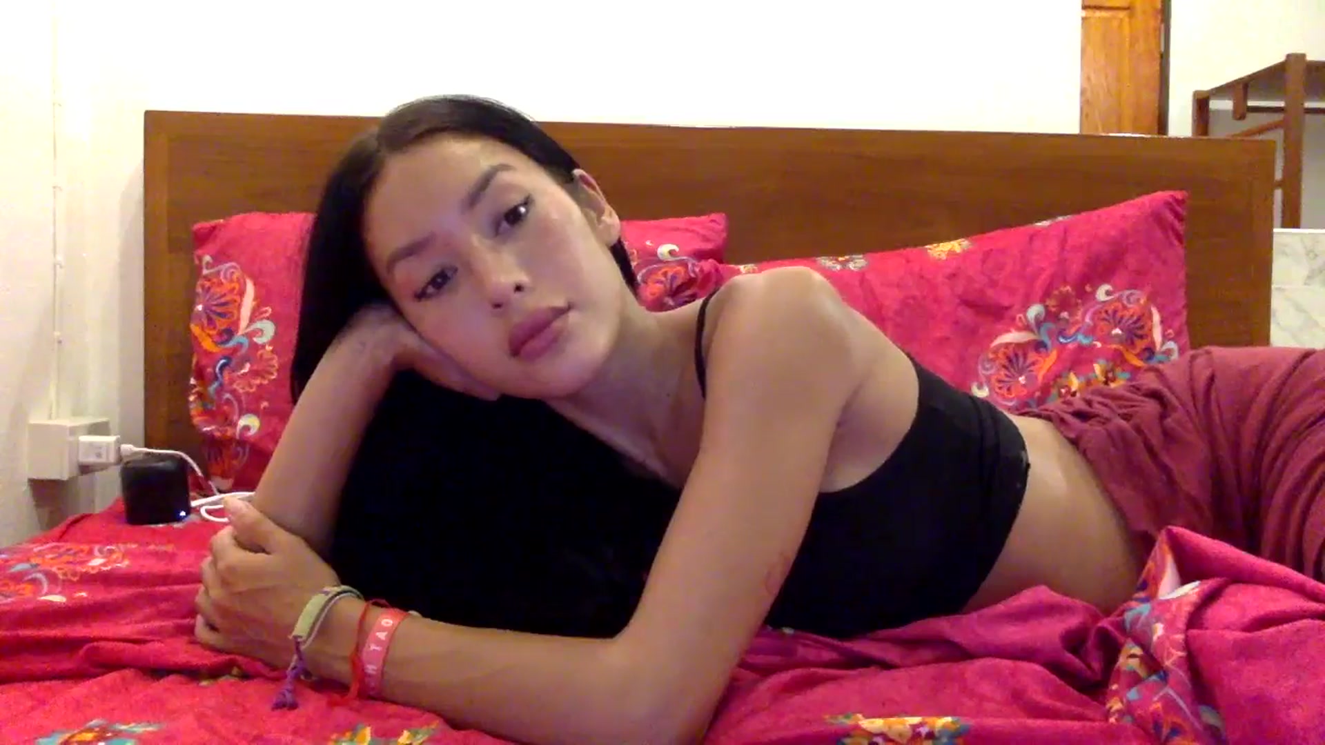 Gallery image thumbnail from Miss_emiko's myfreecams stream on, 06/19/2025, 14:42 image 14 of 20