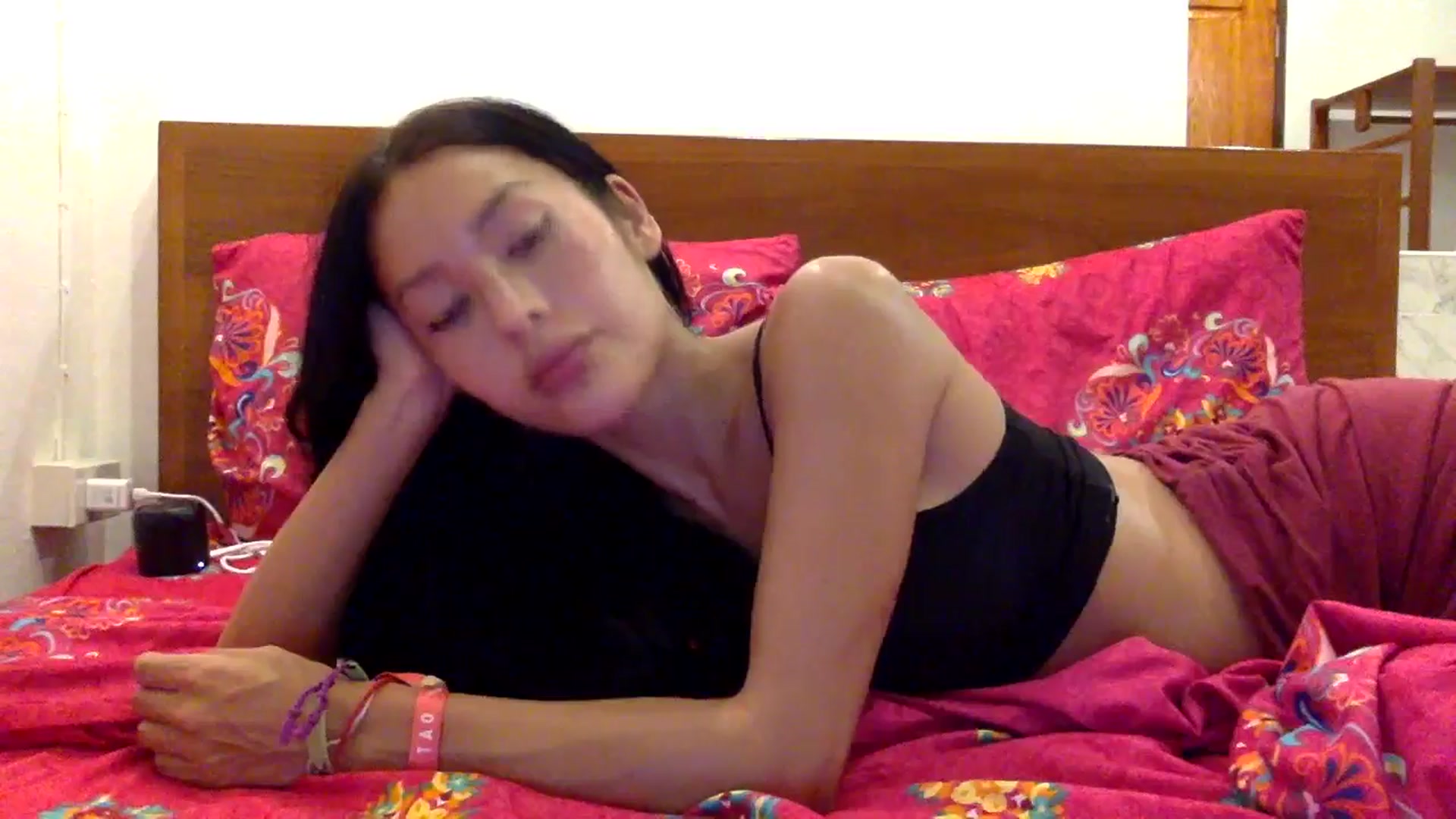 Gallery image thumbnail from Miss_emiko's myfreecams stream on, 06/19/2025, 14:42 image 11 of 20