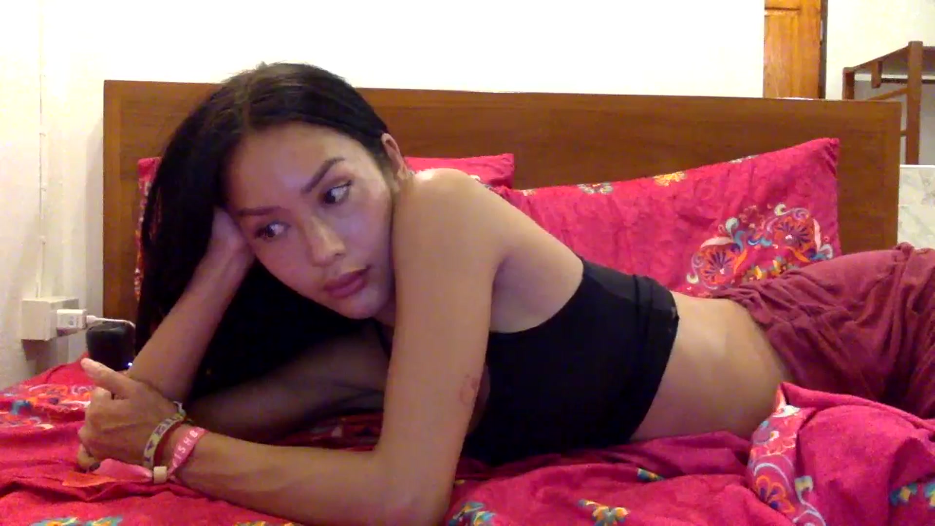 Gallery image thumbnail from Miss_emiko's myfreecams stream on, 06/19/2025, 14:42 image 3 of 20