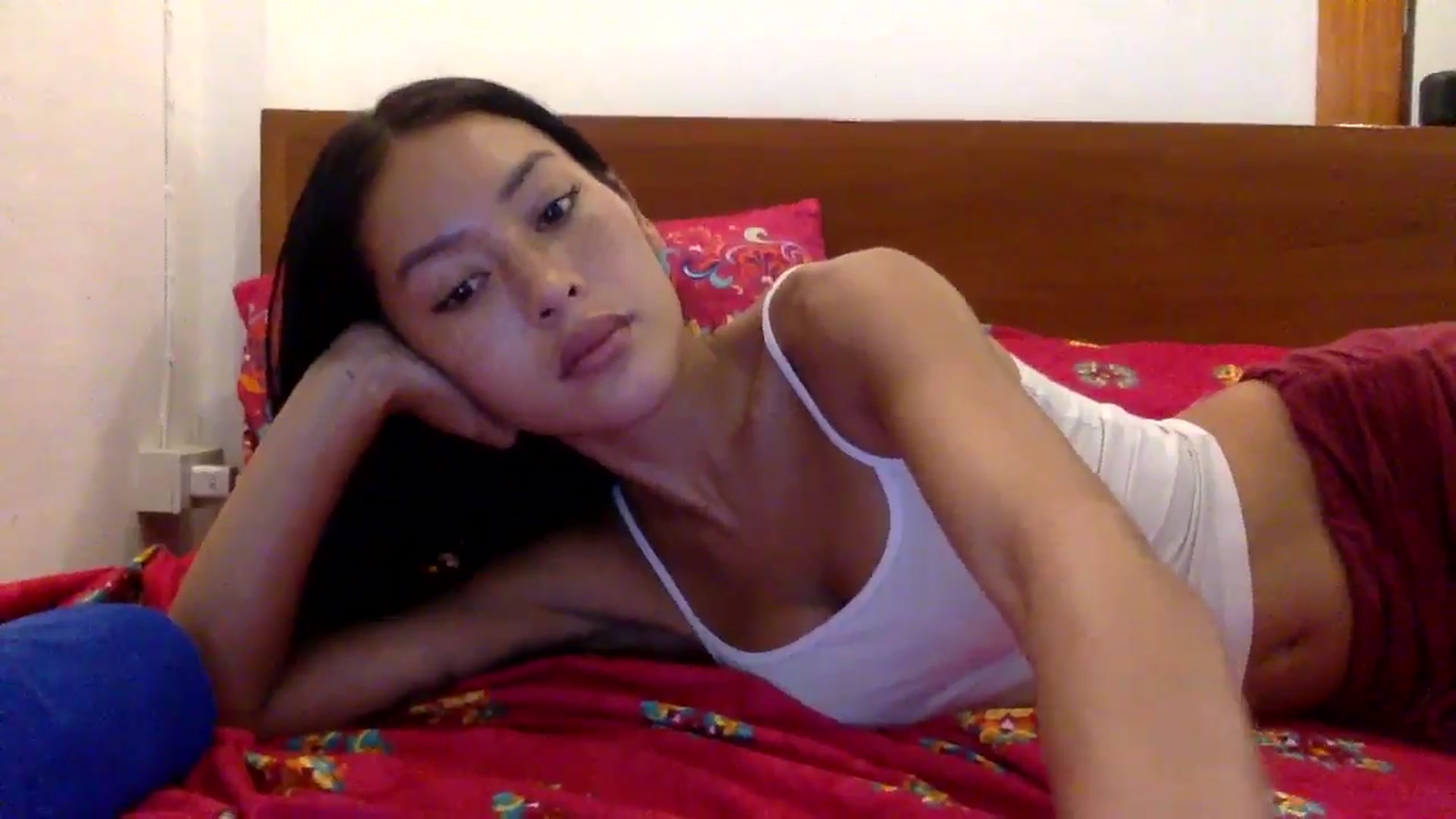 Gallery image thumbnail from Miss_emiko's myfreecams stream on, 06/20/2025, 06:13 image 15 of 20