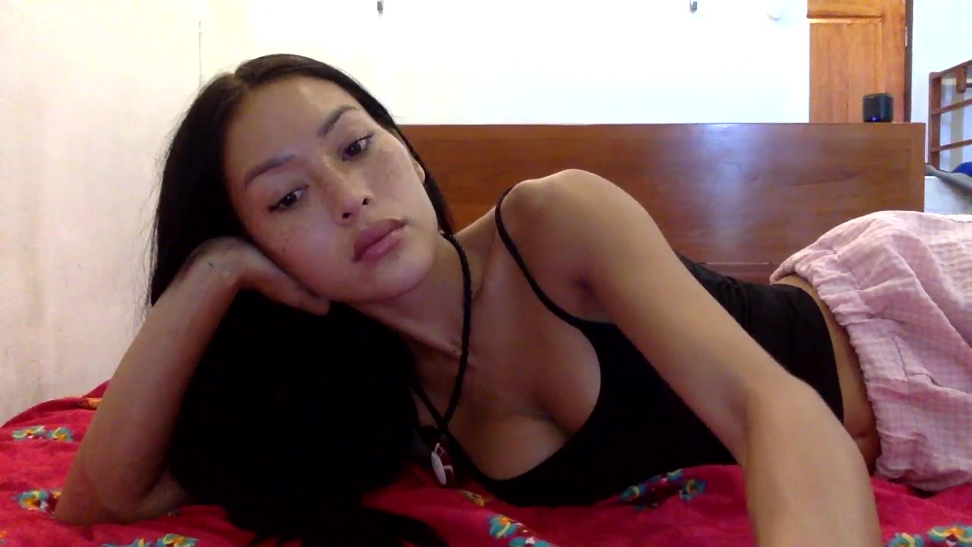Gallery image thumbnail from Miss_emiko's myfreecams stream on, 06/22/2025, 08:18 image 5 of 20