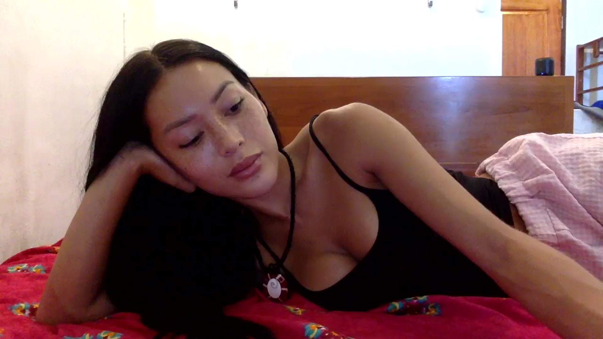 Gallery image thumbnail from Miss_emiko's myfreecams stream on, 06/22/2025, 08:18 image 6 of 20