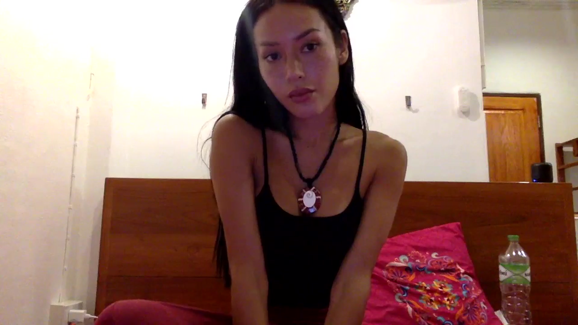 Gallery image thumbnail from Miss_emiko's myfreecams stream on, 06/22/2025, 13:50 image 18 of 20