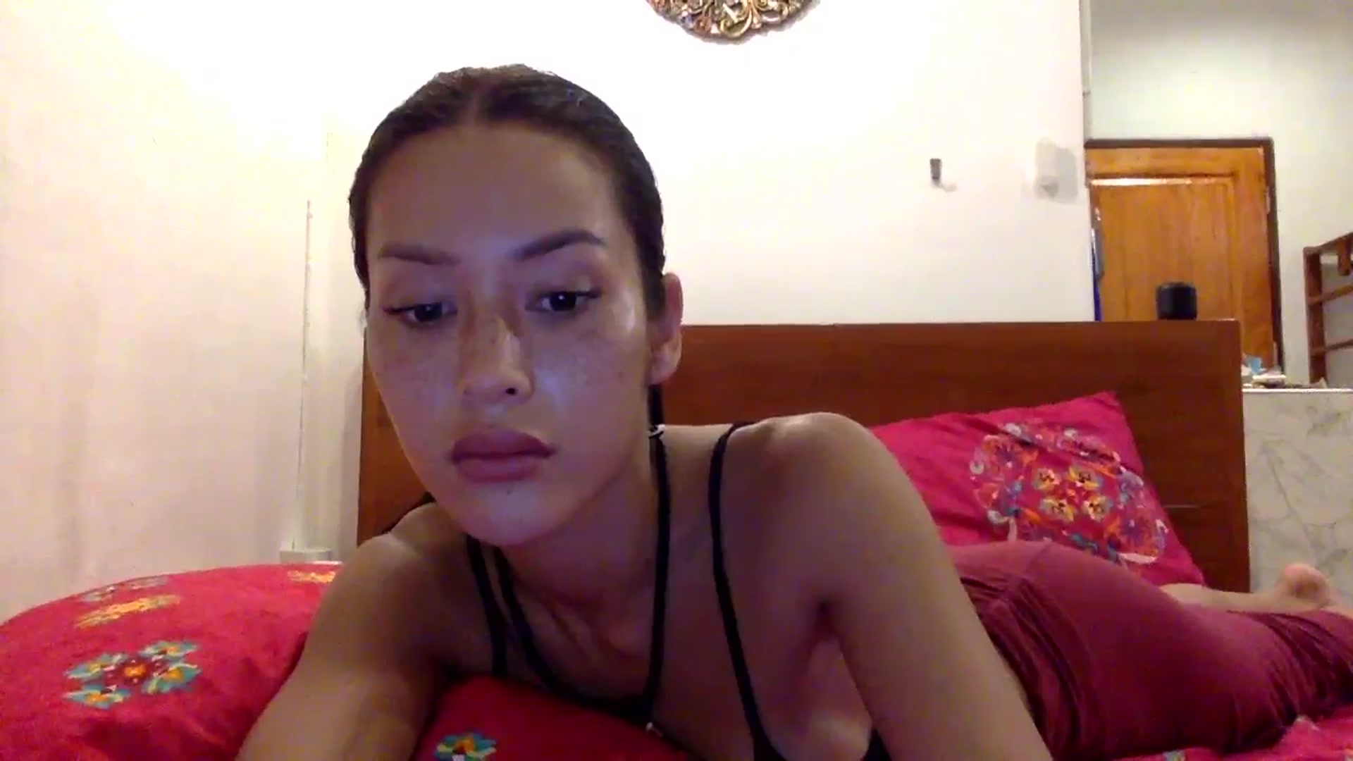 Gallery image thumbnail from Miss_emiko's myfreecams stream on, 06/22/2025, 20:02 image 4 of 20