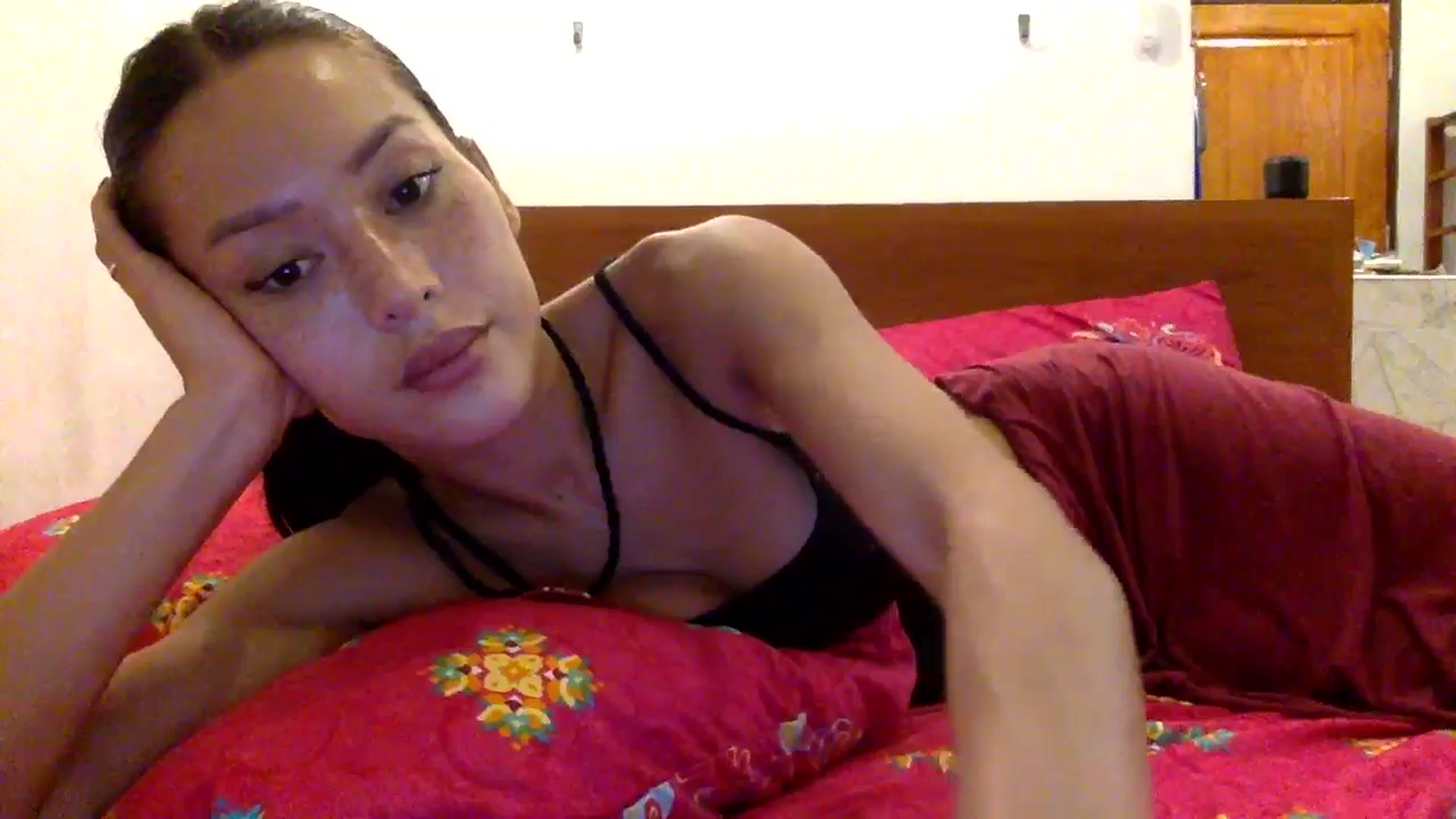 Gallery image thumbnail from Miss_emiko's myfreecams stream on, 06/22/2025, 20:02 image 13 of 20