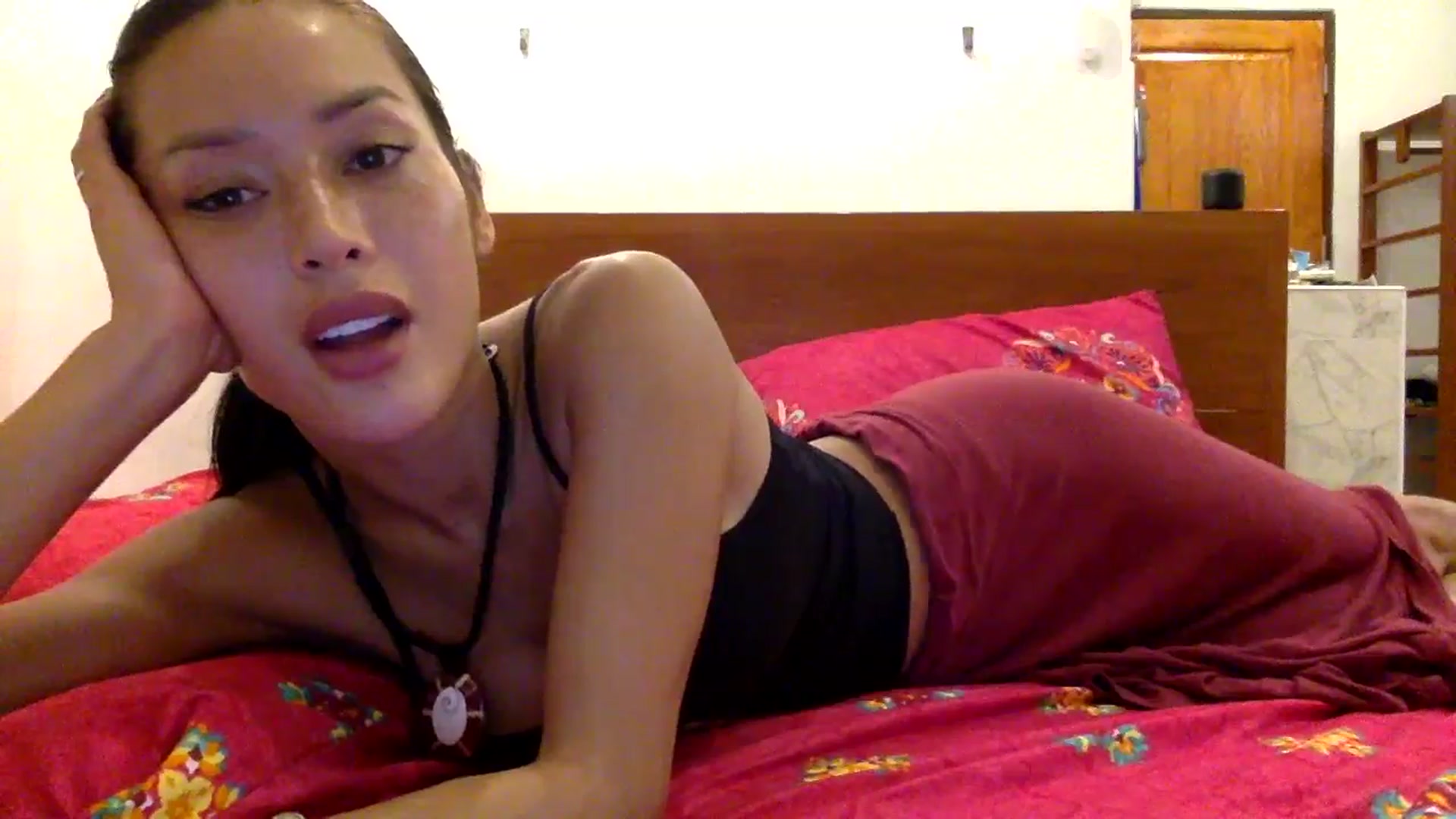 Gallery image thumbnail from Miss_emiko's myfreecams stream on, 06/22/2025, 20:02 image 20 of 20