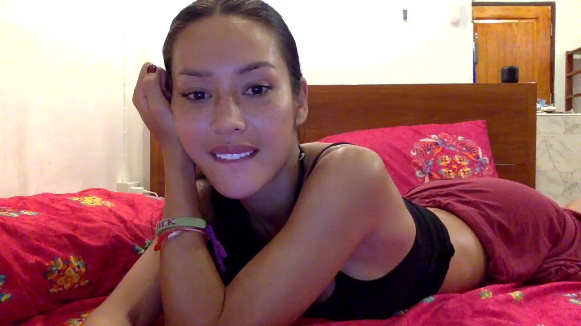 Gallery image thumbnail from Miss_emiko's myfreecams stream on, 06/22/2025, 20:48 image 13 of 20