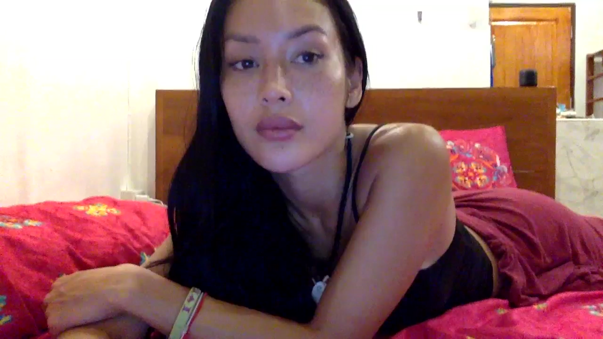 Gallery image thumbnail from Miss_emiko's myfreecams stream on, 06/22/2025, 20:48 image 19 of 20