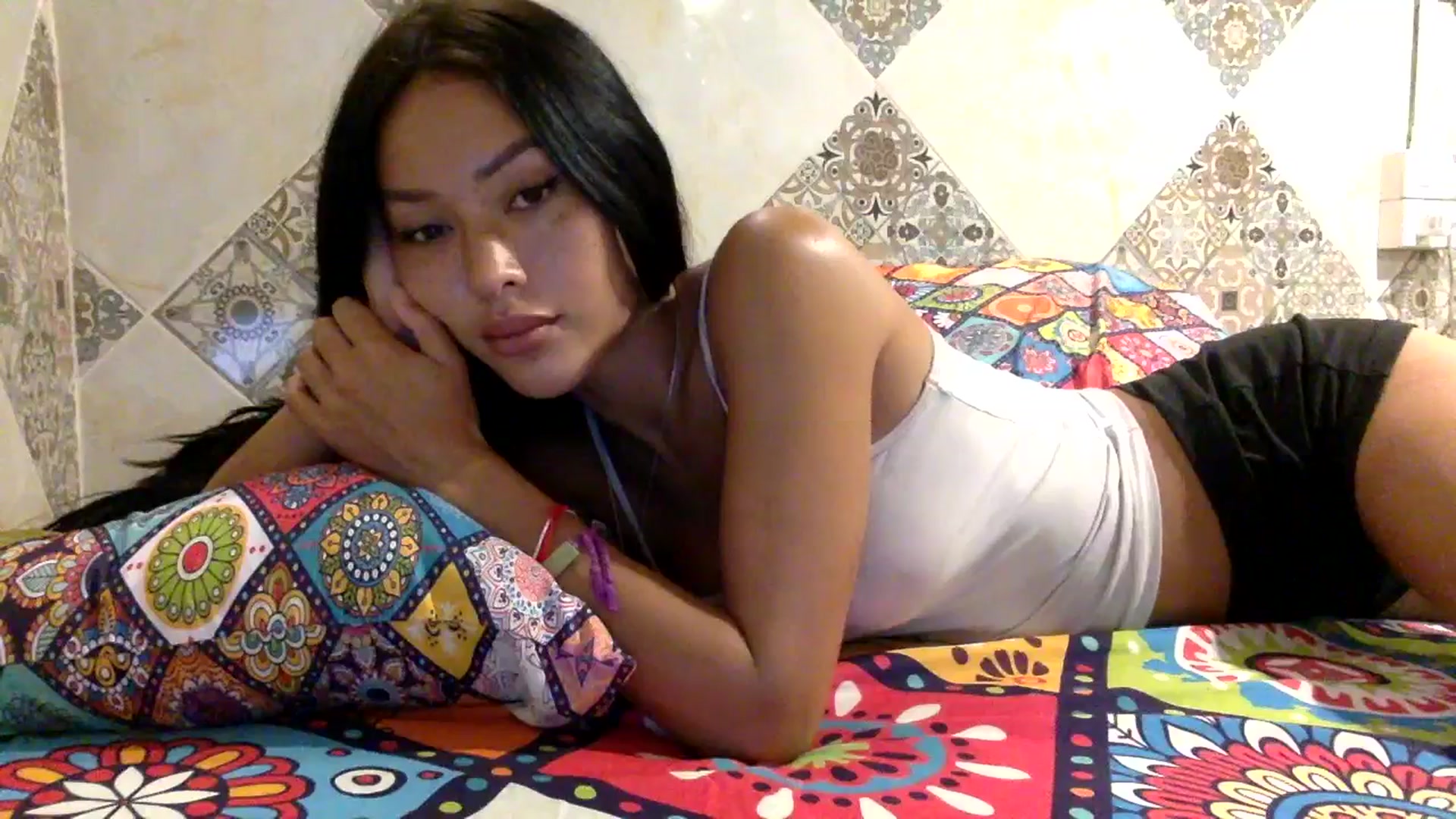 Gallery image thumbnail from Miss_emiko's myfreecams stream on, 08/11/2025, 12:58 image 10 of 20