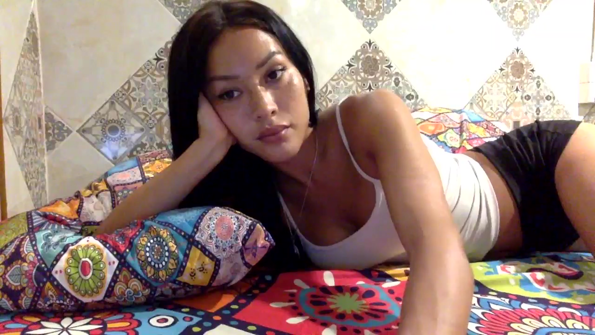 Gallery image thumbnail from Miss_emiko's myfreecams stream on, 08/11/2025, 12:58 image 18 of 20