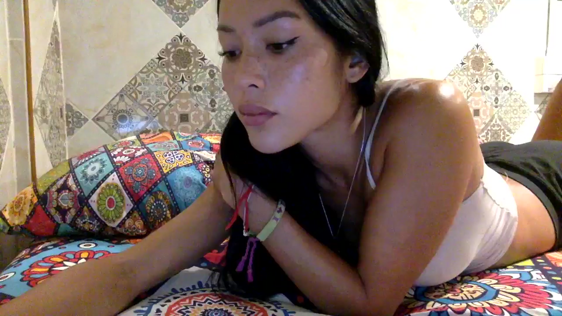 Gallery image thumbnail from Miss_emiko's myfreecams stream on, 08/11/2025, 13:52 image 12 of 20