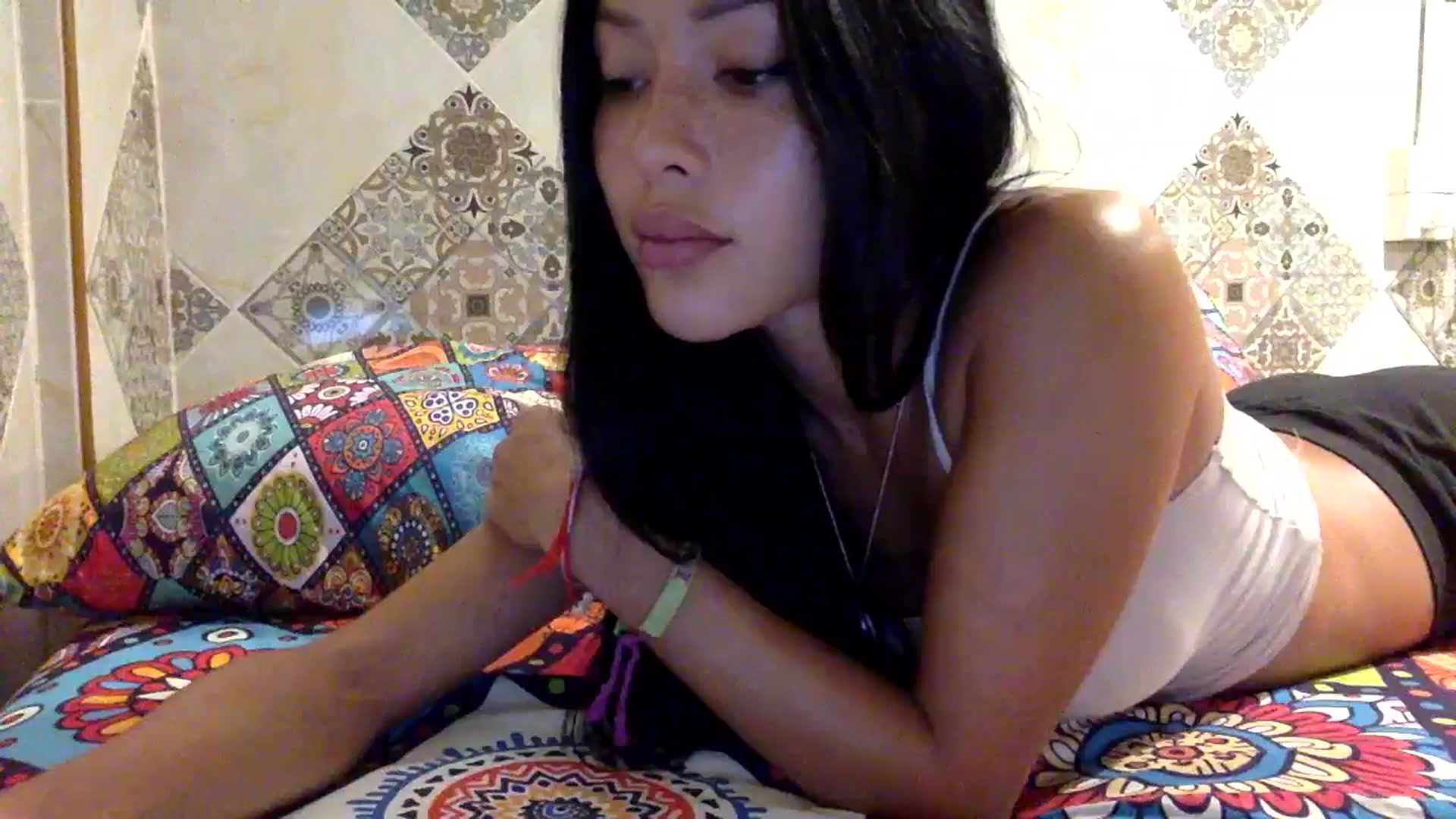 Gallery image thumbnail from Miss_emiko's myfreecams stream on, 08/11/2025, 13:52 image 10 of 20