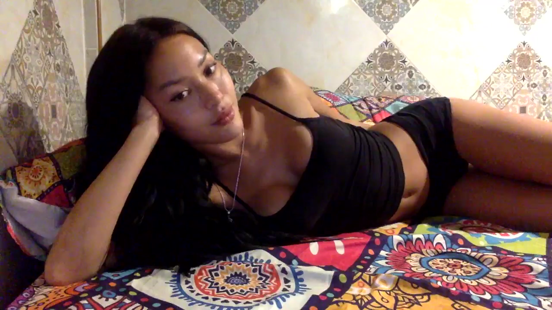 Gallery image thumbnail from Miss_emiko's myfreecams stream on, 08/12/2025, 14:41 image 5 of 20
