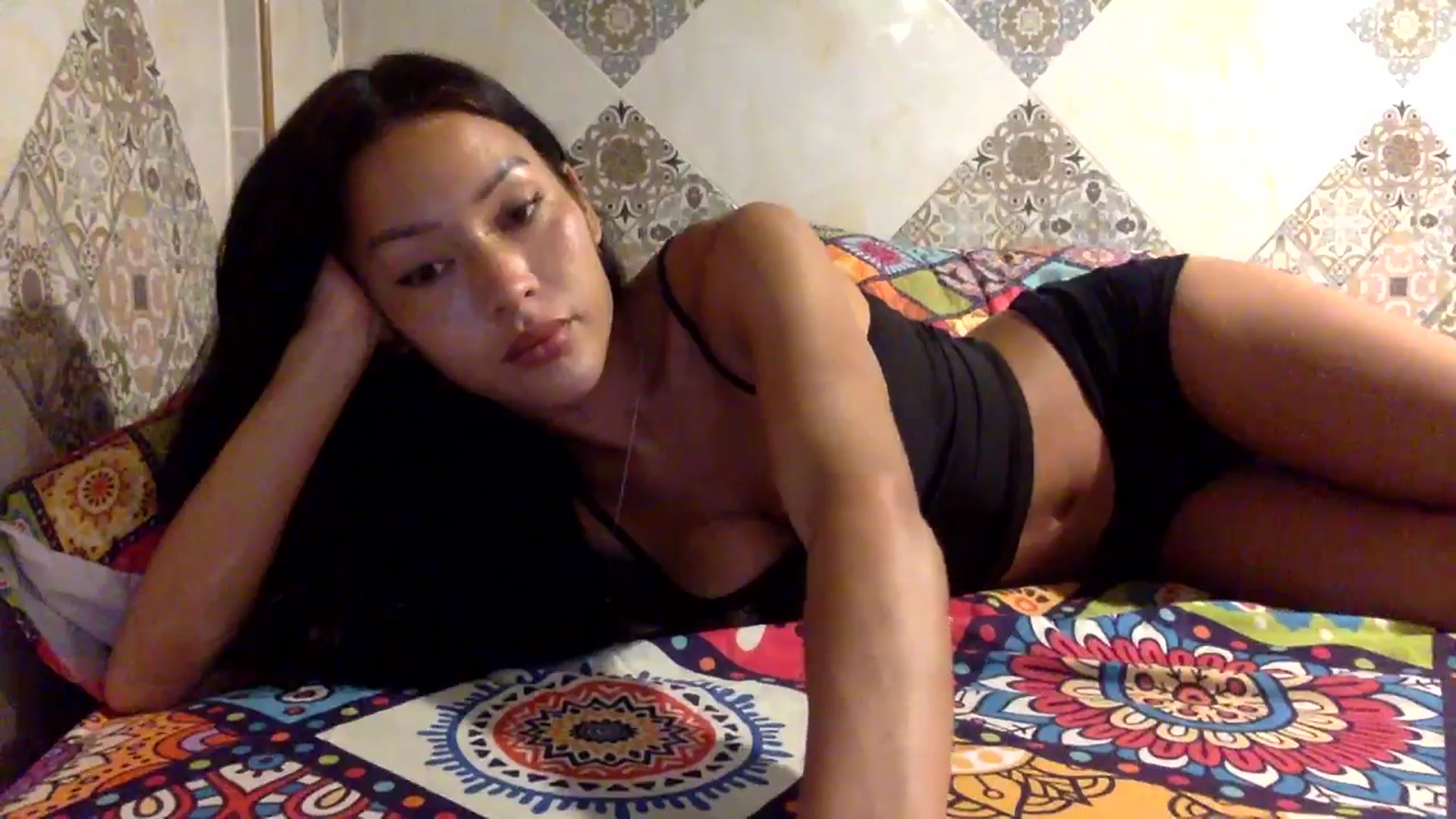Gallery image thumbnail from Miss_emiko's myfreecams stream on, 08/12/2025, 14:41 image 17 of 20
