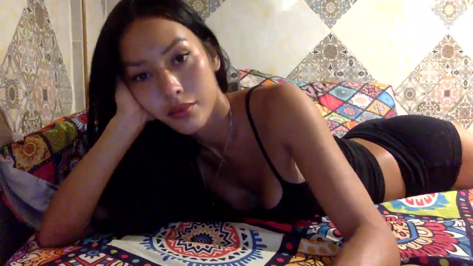 Gallery image thumbnail from Miss_emiko's myfreecams stream on, 08/12/2025, 14:41 image 2 of 20