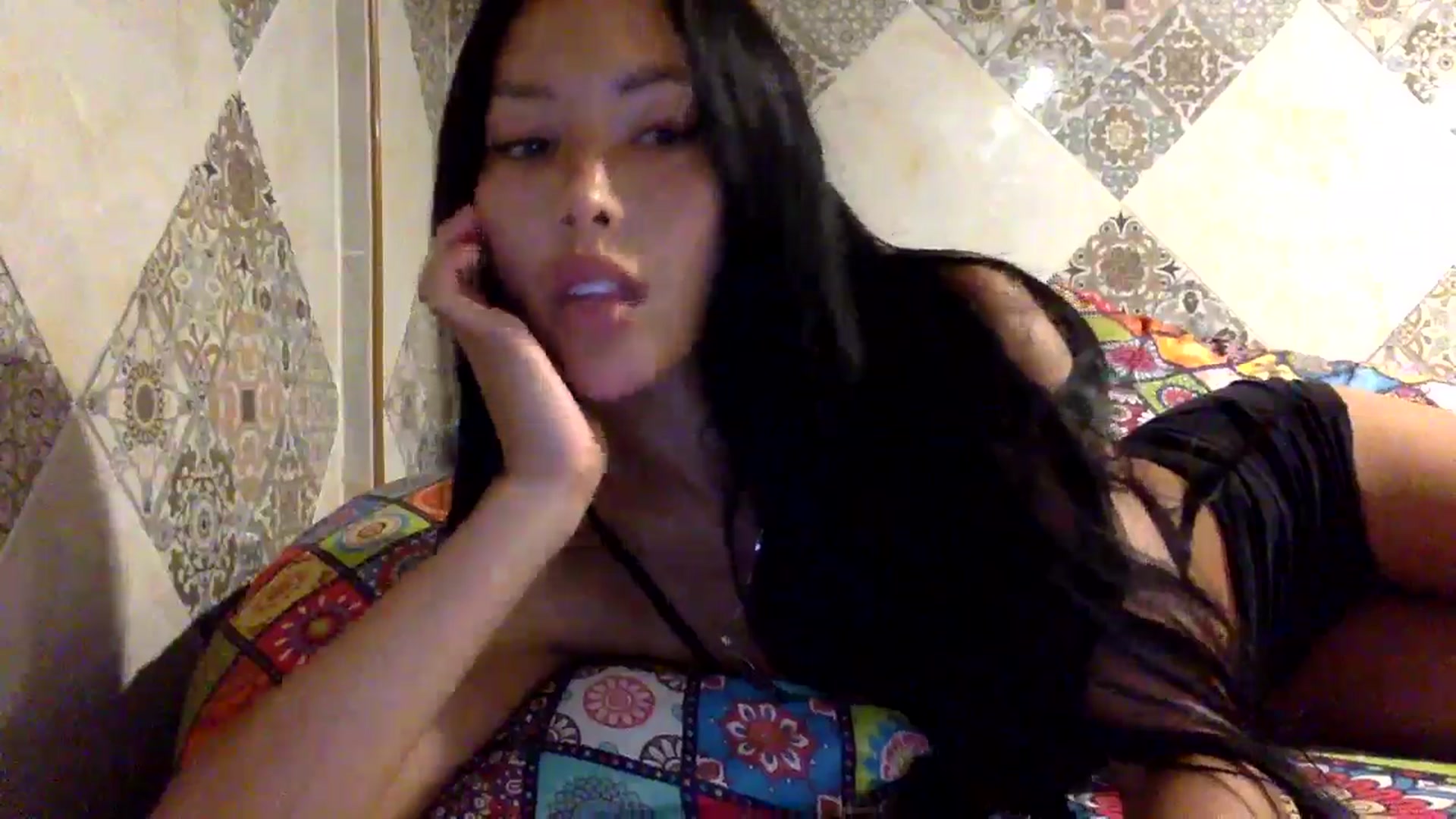 Gallery image thumbnail from Miss_emiko's myfreecams stream on, 08/12/2025, 19:03 image 9 of 20