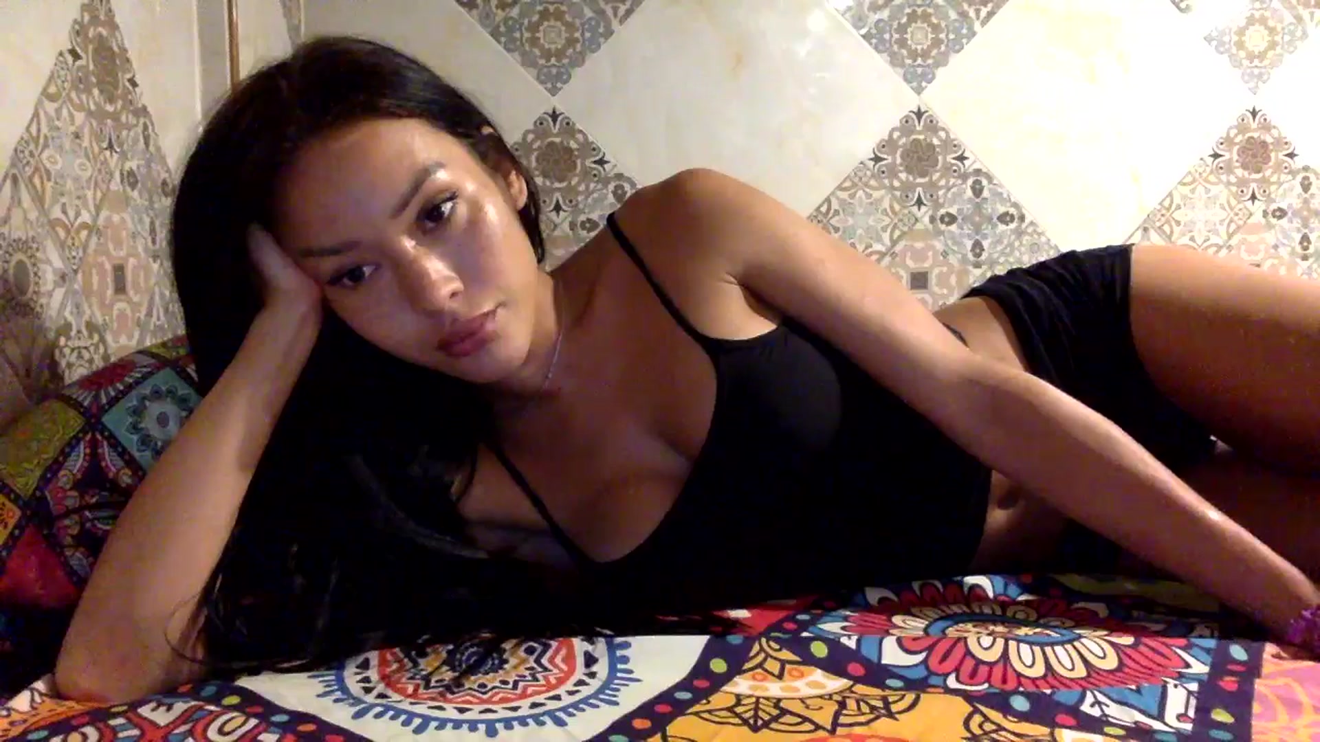 Gallery image thumbnail from Miss_emiko's myfreecams stream on, 08/12/2025, 20:23 image 4 of 20