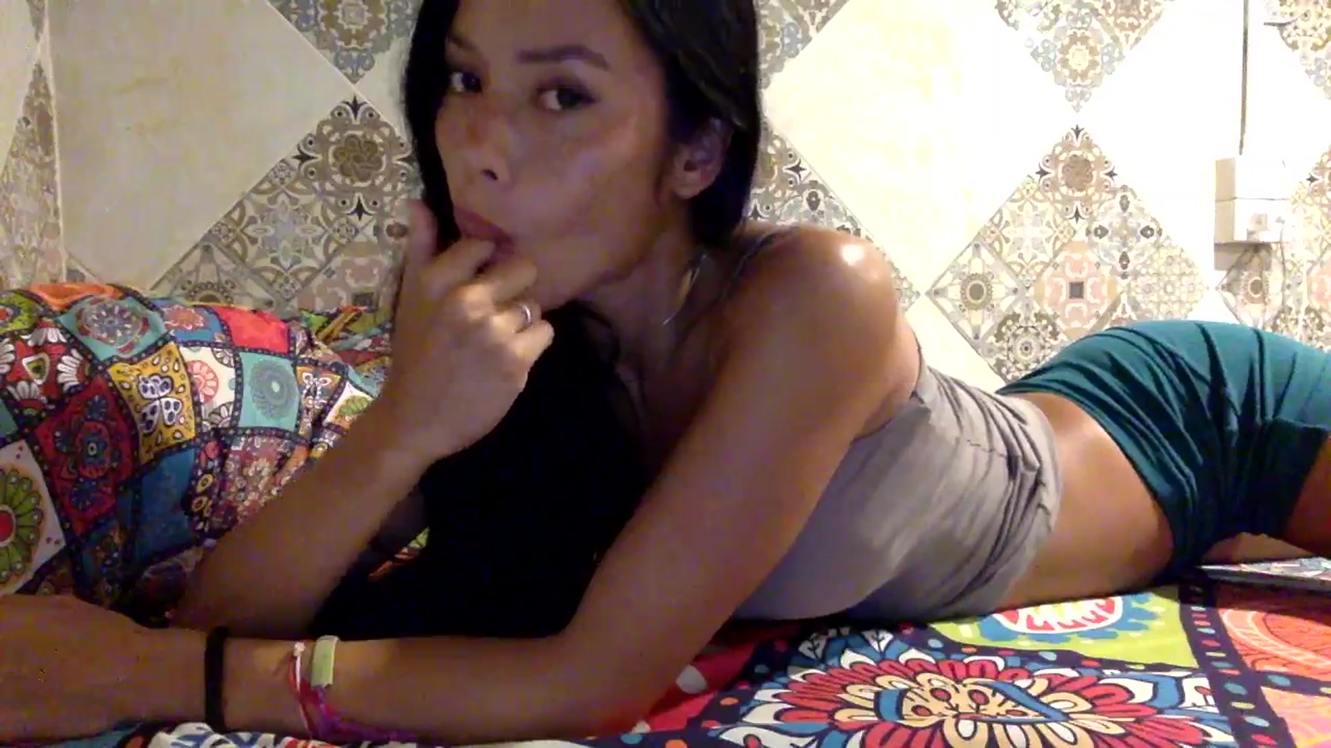 Gallery image thumbnail from Miss_emiko's myfreecams stream on, 08/13/2025, 16:20 image 12 of 20