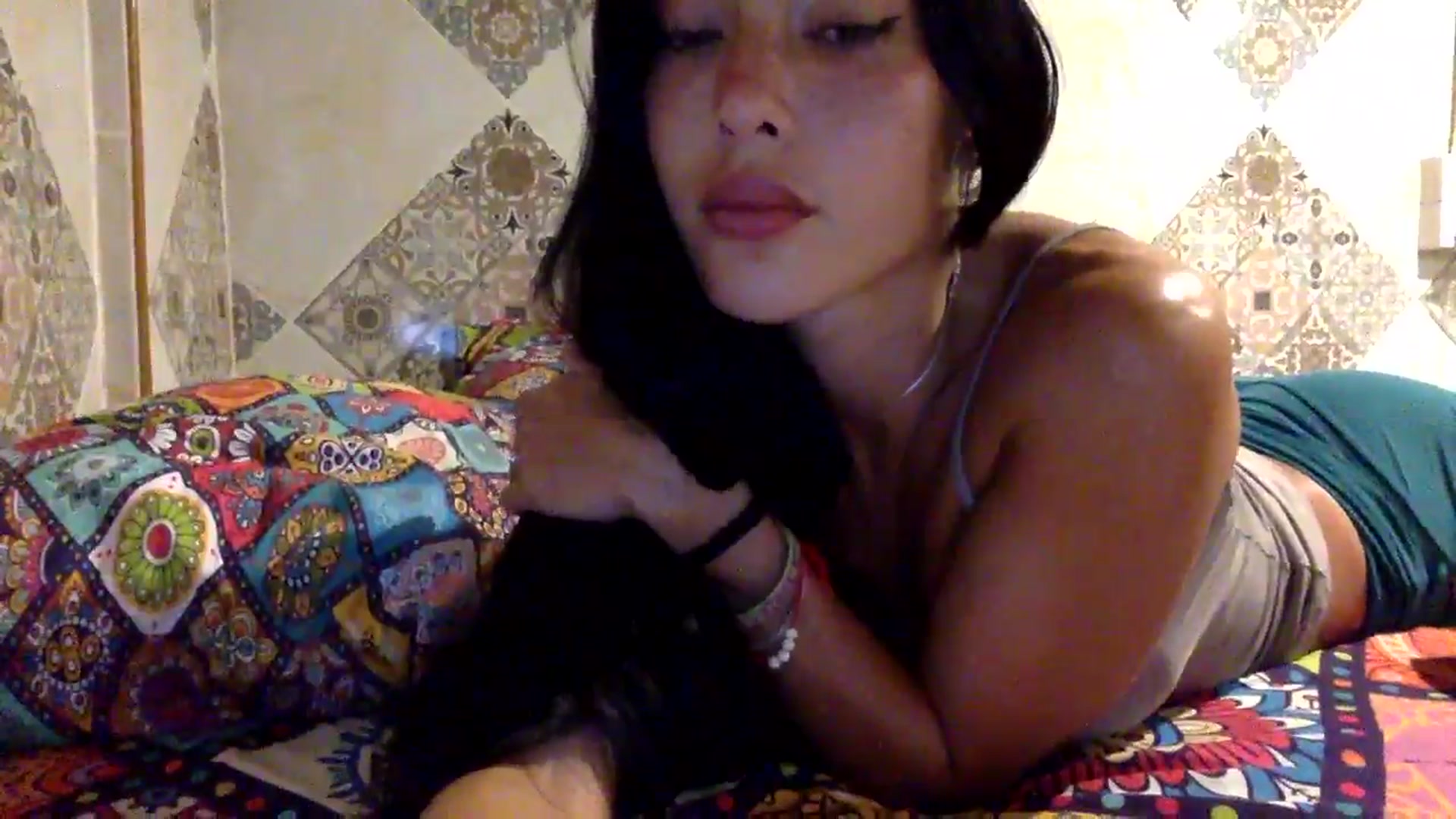 Gallery image thumbnail from Miss_emiko's myfreecams stream on, 08/13/2025, 16:20 image 5 of 20