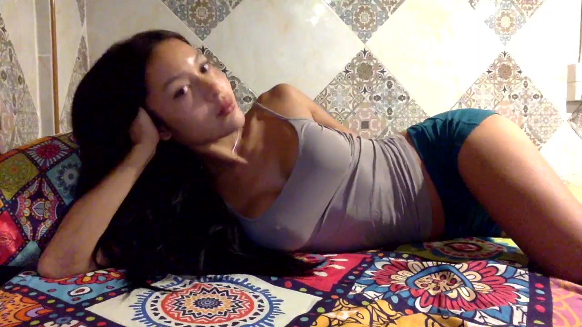 Gallery image thumbnail from Miss_emiko's myfreecams stream on, 08/13/2025, 16:20 image 8 of 20