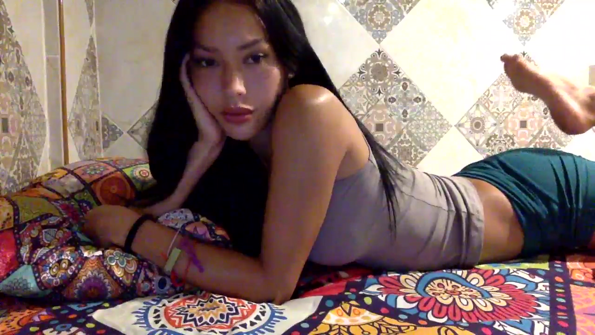 Gallery image thumbnail from Miss_emiko's myfreecams stream on, 08/13/2025, 16:20 image 2 of 20