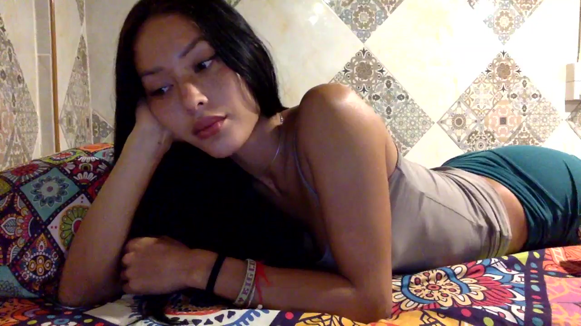 Gallery image thumbnail from Miss_emiko's myfreecams stream on, 08/13/2025, 16:20 image 6 of 20