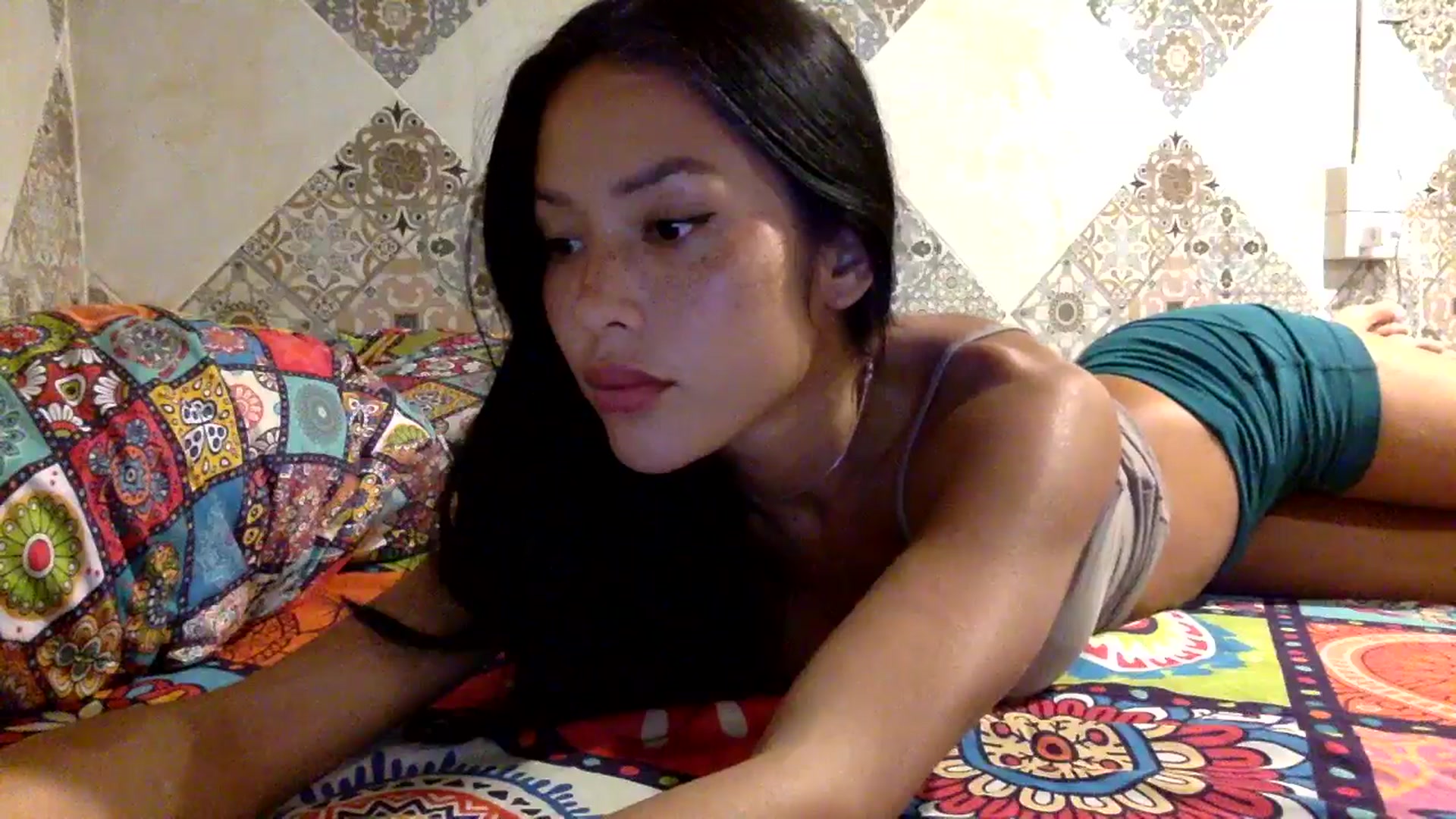 Gallery image thumbnail from Miss_emiko's myfreecams stream on, 08/13/2025, 16:20 image 15 of 20
