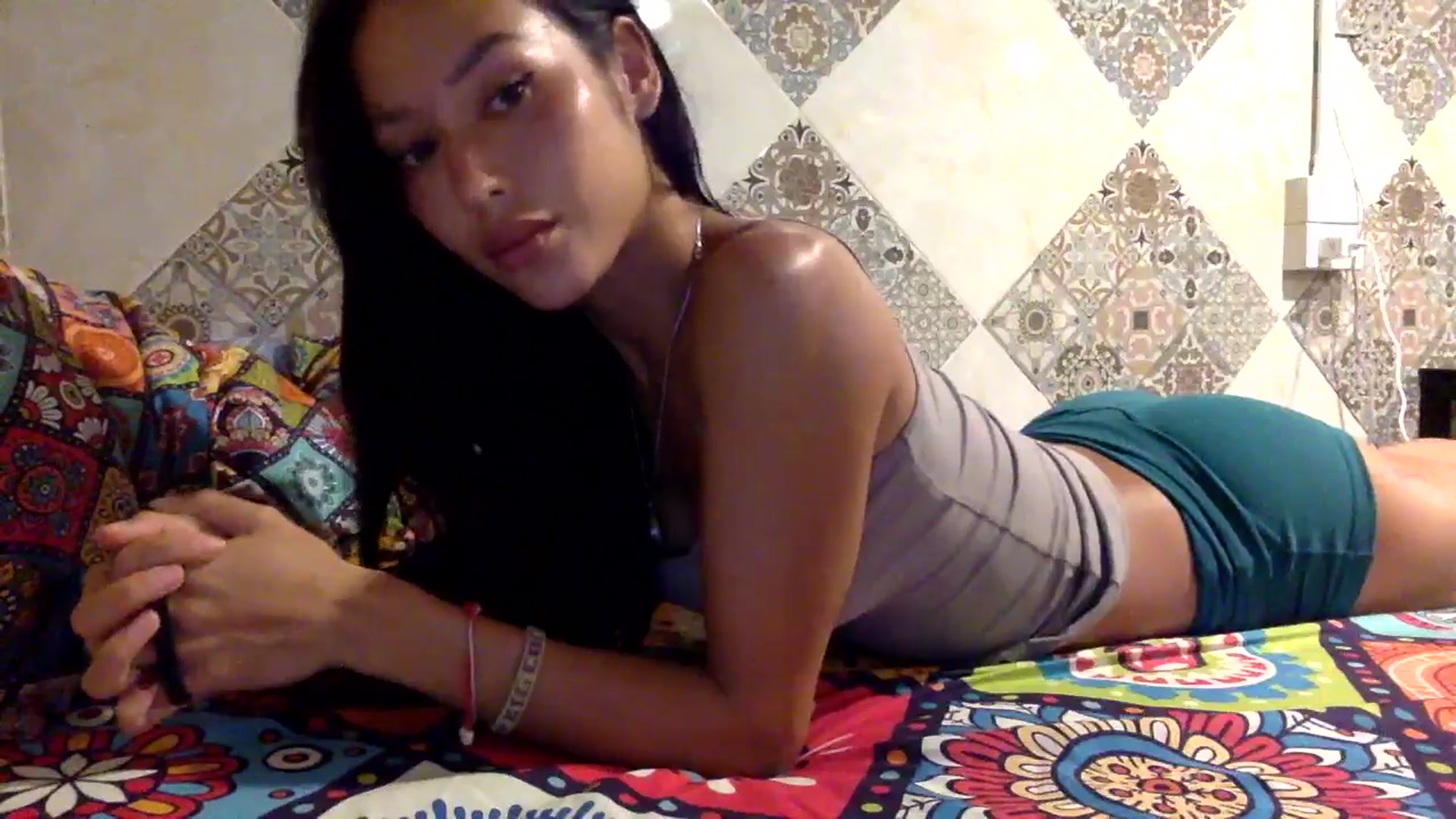 Gallery image thumbnail from Miss_emiko's myfreecams stream on, 08/13/2025, 18:52 image 15 of 20