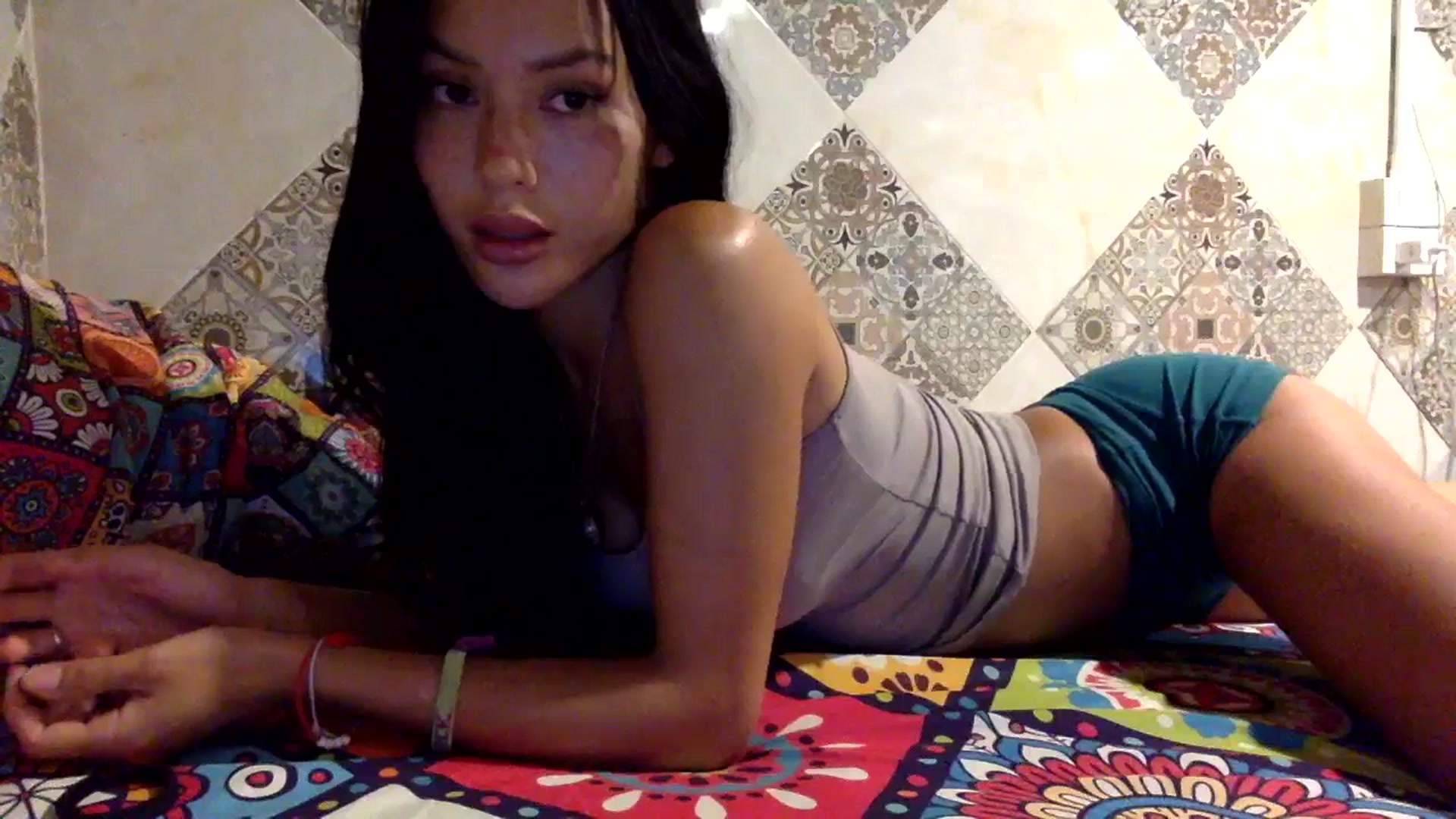 Gallery image thumbnail from Miss_emiko's myfreecams stream on, 08/13/2025, 18:52 image 20 of 20
