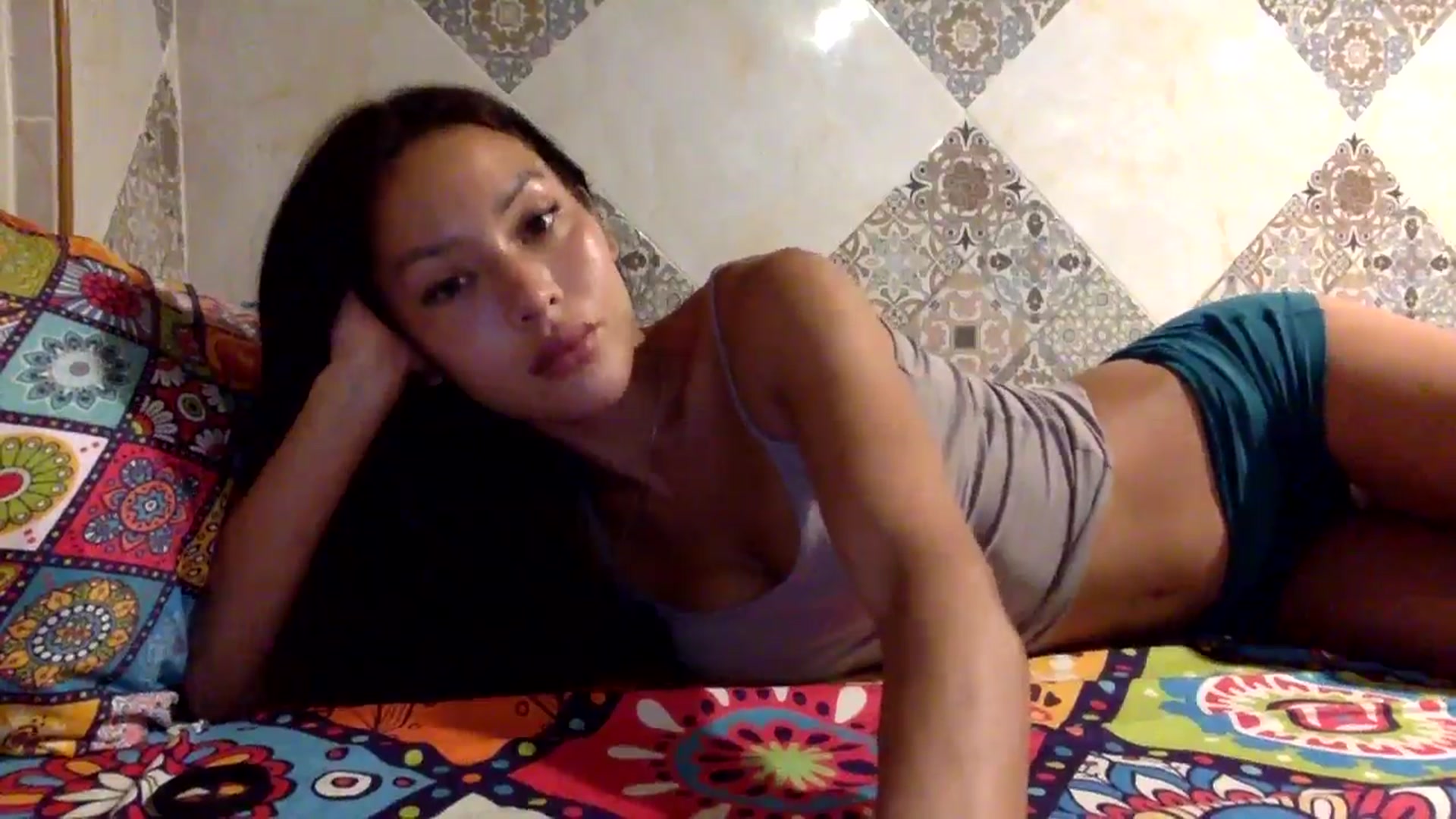 Gallery image thumbnail from Miss_emiko's myfreecams stream on, 08/13/2025, 18:52 image 18 of 20