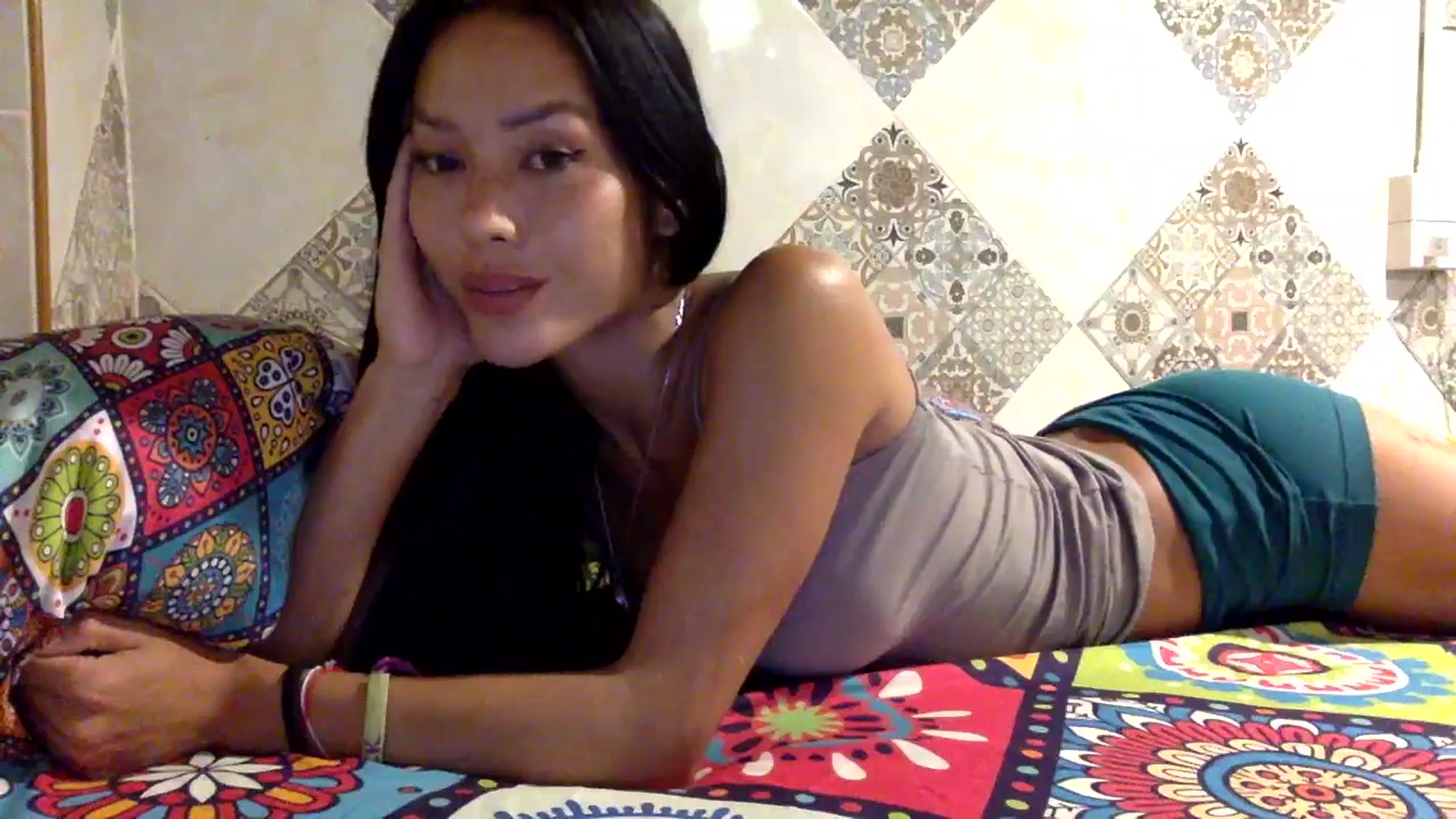 Gallery image thumbnail from Miss_emiko's myfreecams stream on, 08/13/2025, 18:52 image 3 of 20