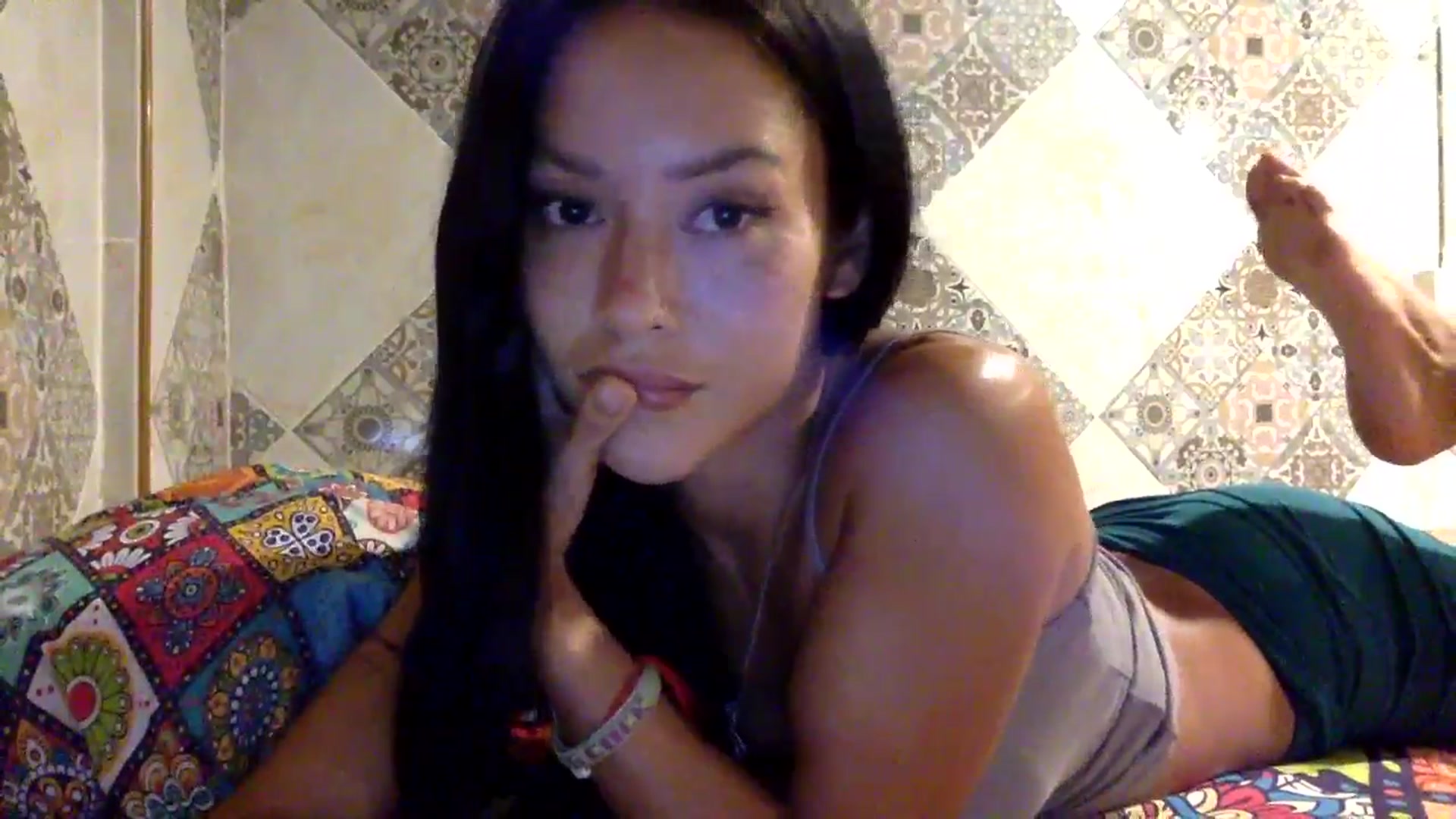 Gallery image thumbnail from Miss_emiko's myfreecams stream on, 08/13/2025, 19:41 image 13 of 20