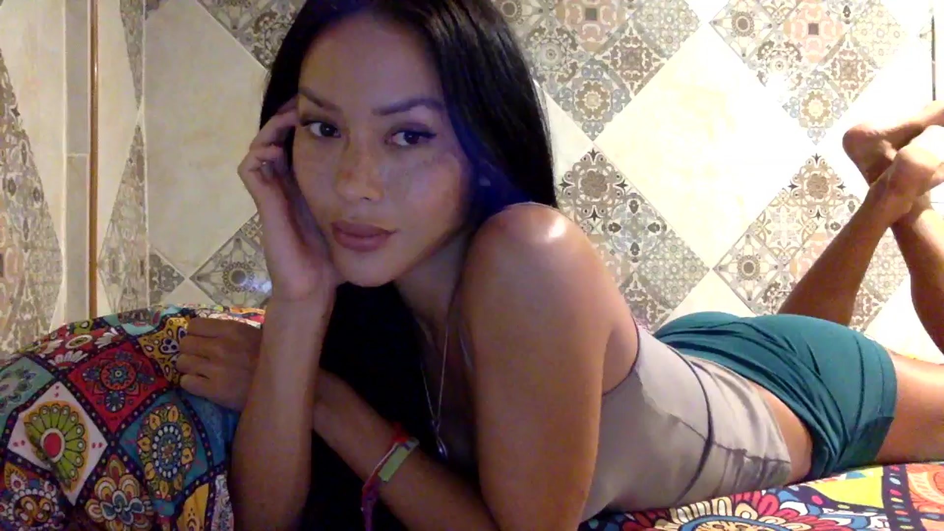Gallery image thumbnail from Miss_emiko's myfreecams stream on, 08/13/2025, 19:41 image 8 of 20