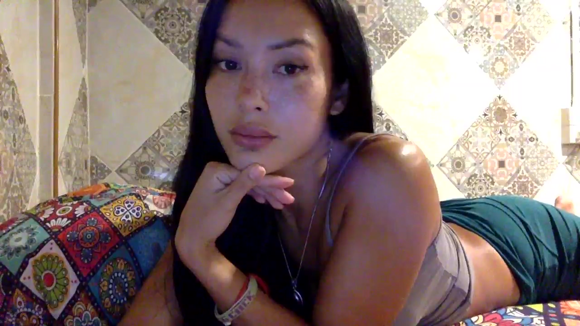 Gallery image thumbnail from Miss_emiko's myfreecams stream on, 08/13/2025, 19:41 image 15 of 20