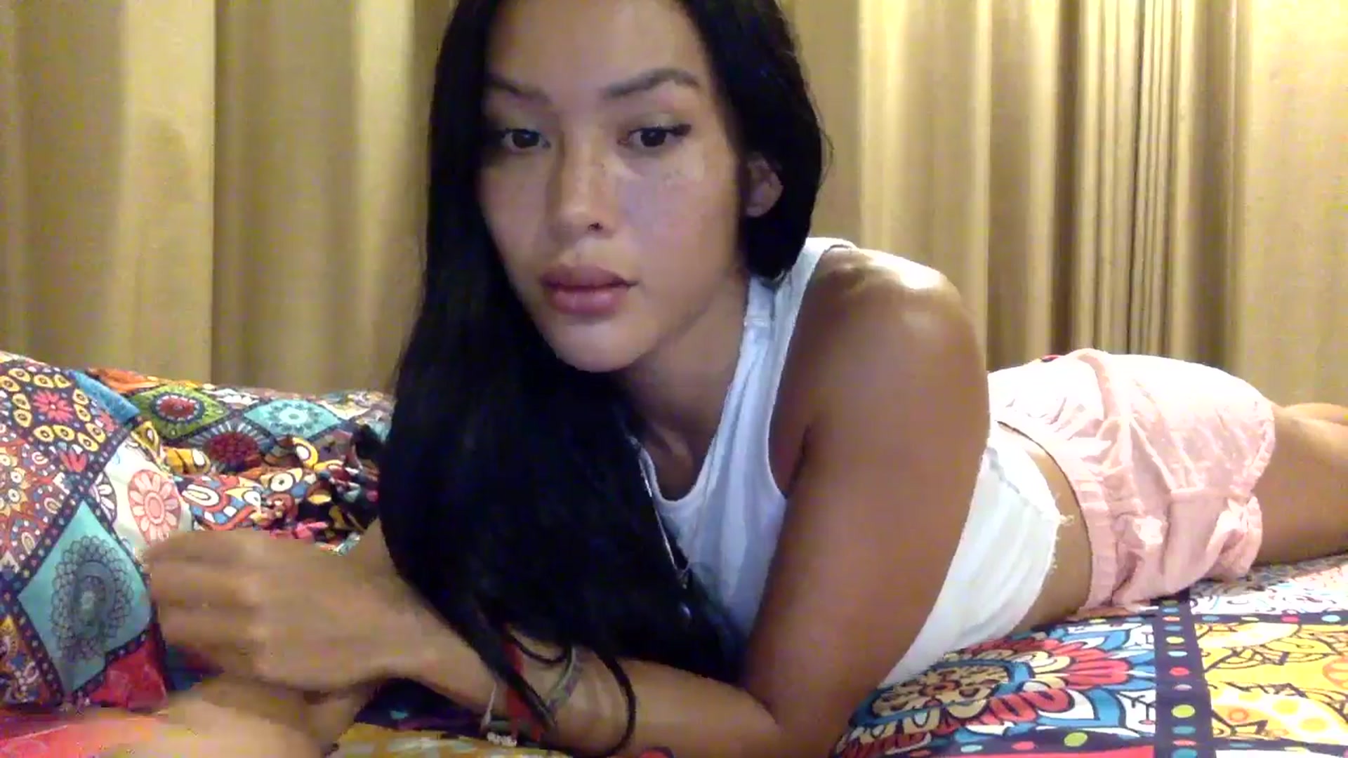 Gallery image thumbnail from Miss_emiko's myfreecams stream on, 08/14/2025, 16:15 image 12 of 20