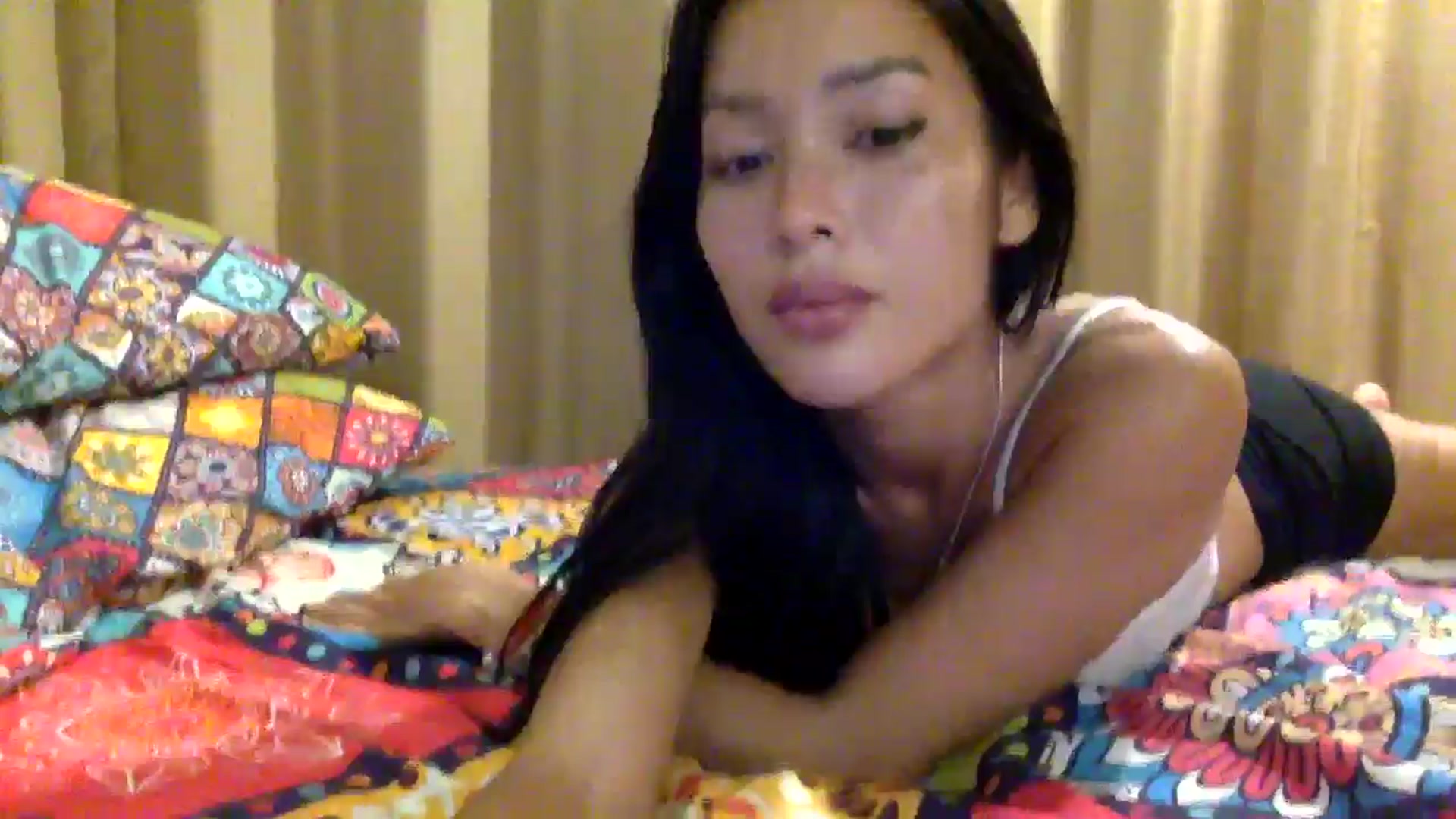 Gallery image thumbnail from Miss_emiko's myfreecams stream on, 08/16/2025, 16:50 image 13 of 20