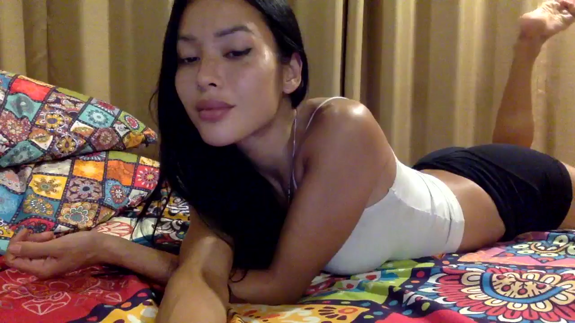 Gallery image thumbnail from Miss_emiko's myfreecams stream on, 08/16/2025, 16:50 image 6 of 20
